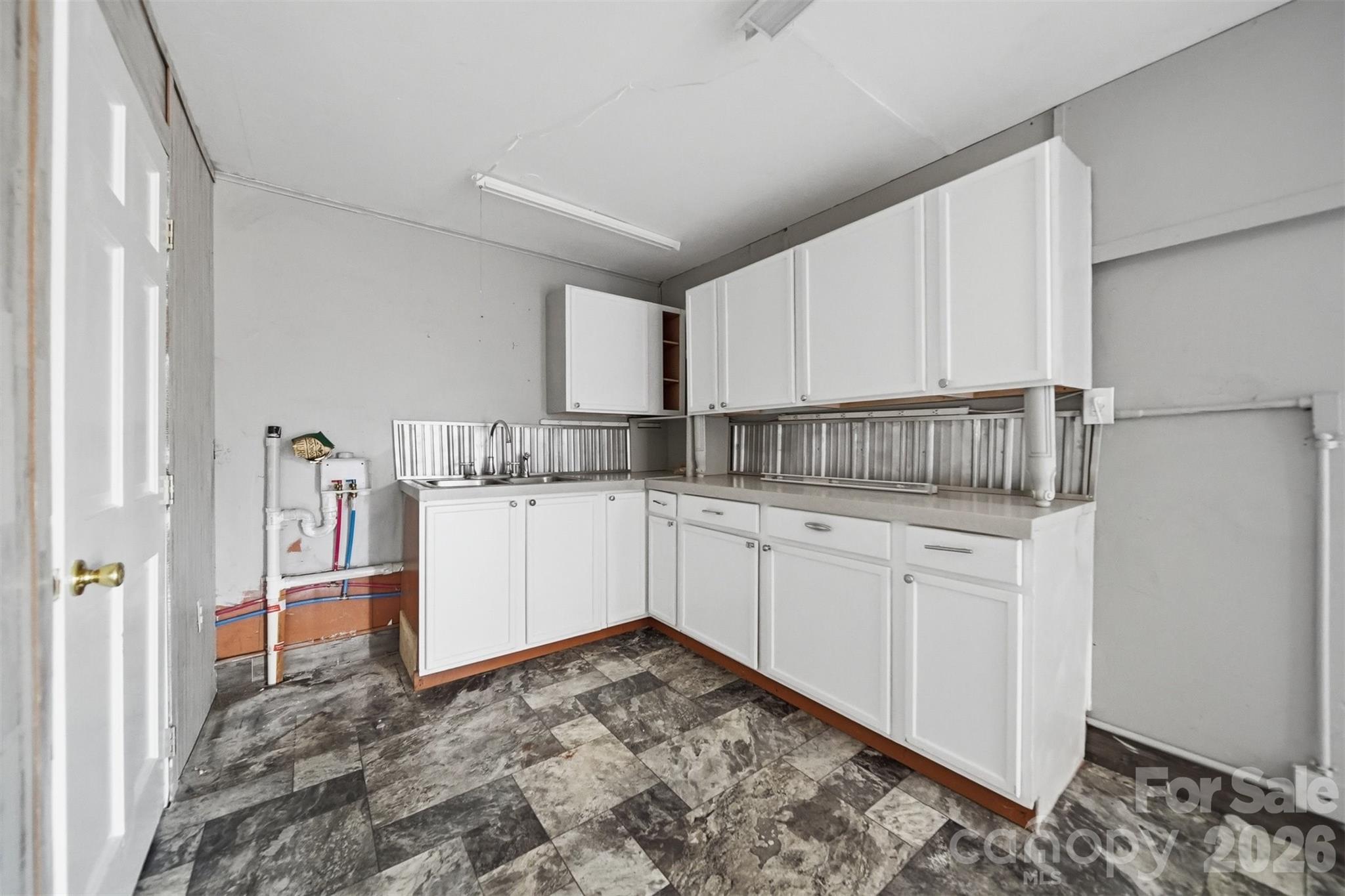 7799 W Nc 10 Highway Property Photo 10
