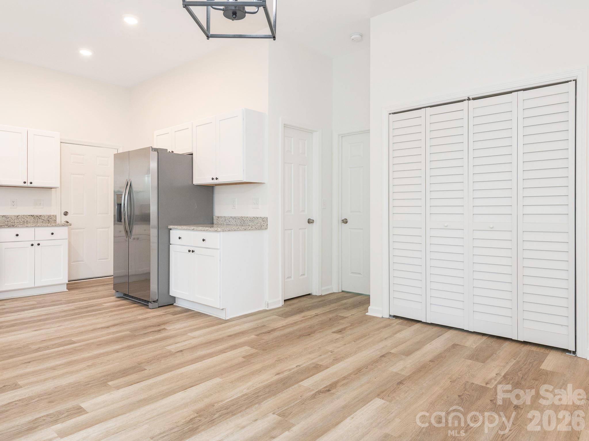 1474 Stroupe Street Property Photo 13