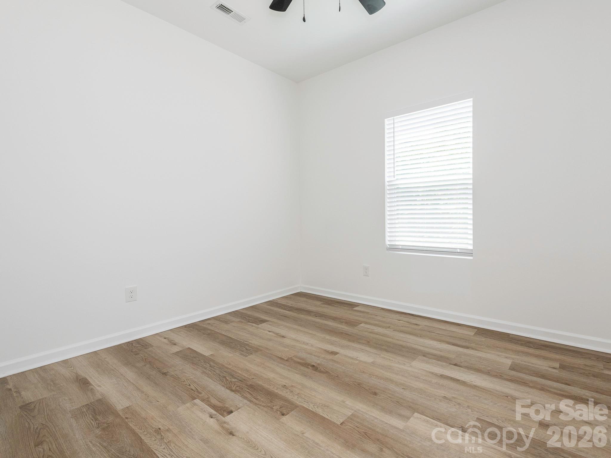 1474 Stroupe Street Property Photo 28