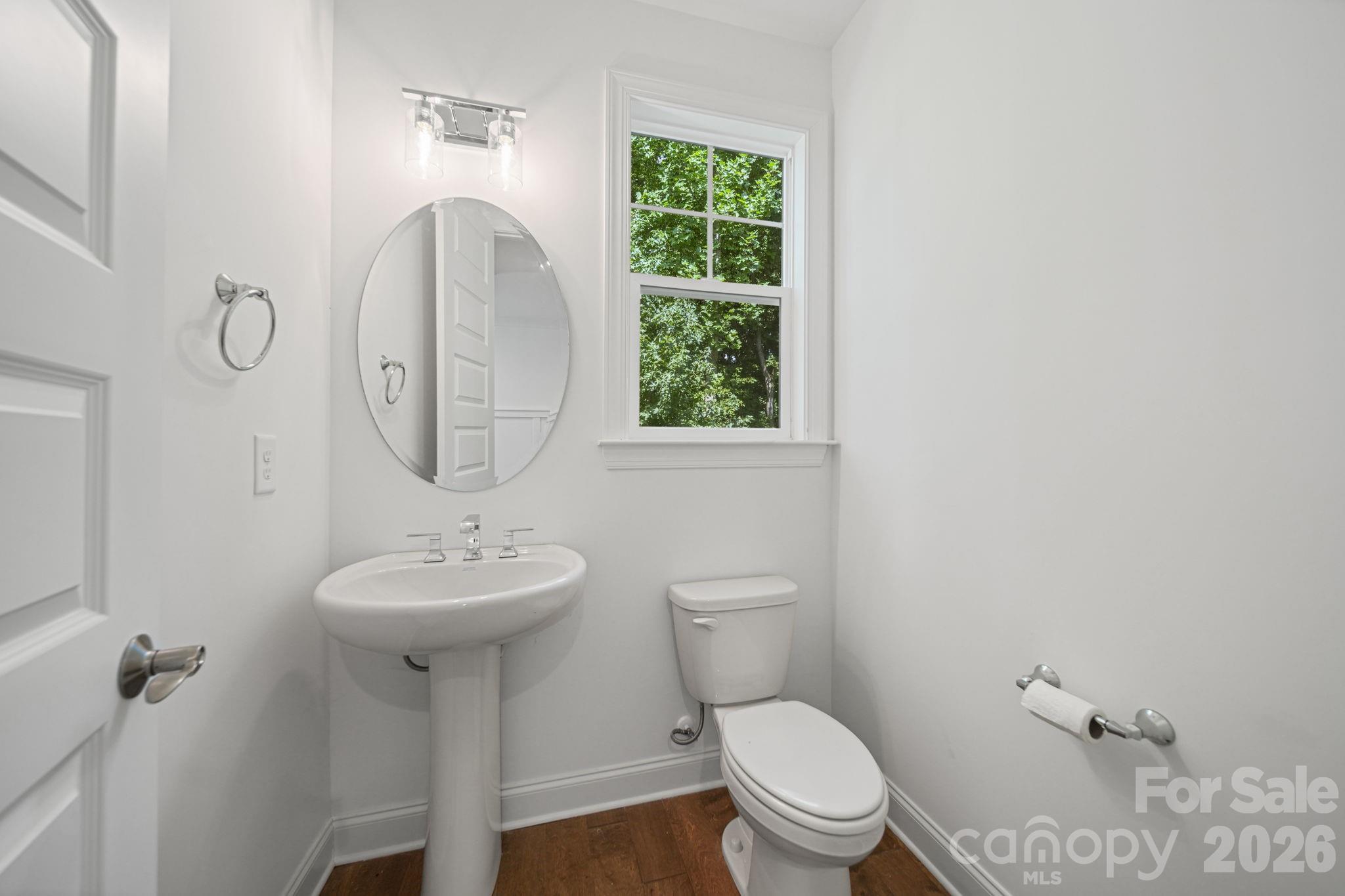 240 Goldenrod Circle Property Photo 5