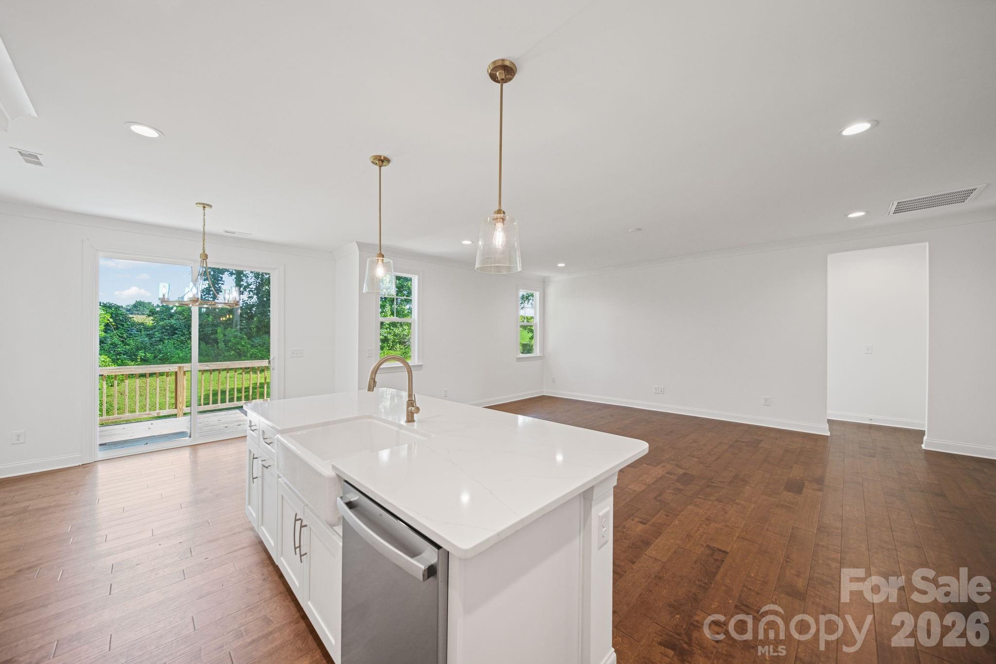 240 Goldenrod Circle Property Photo 11