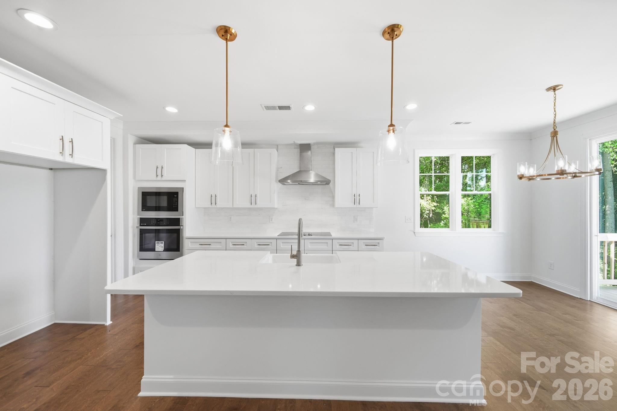 240 Goldenrod Circle Property Photo 13