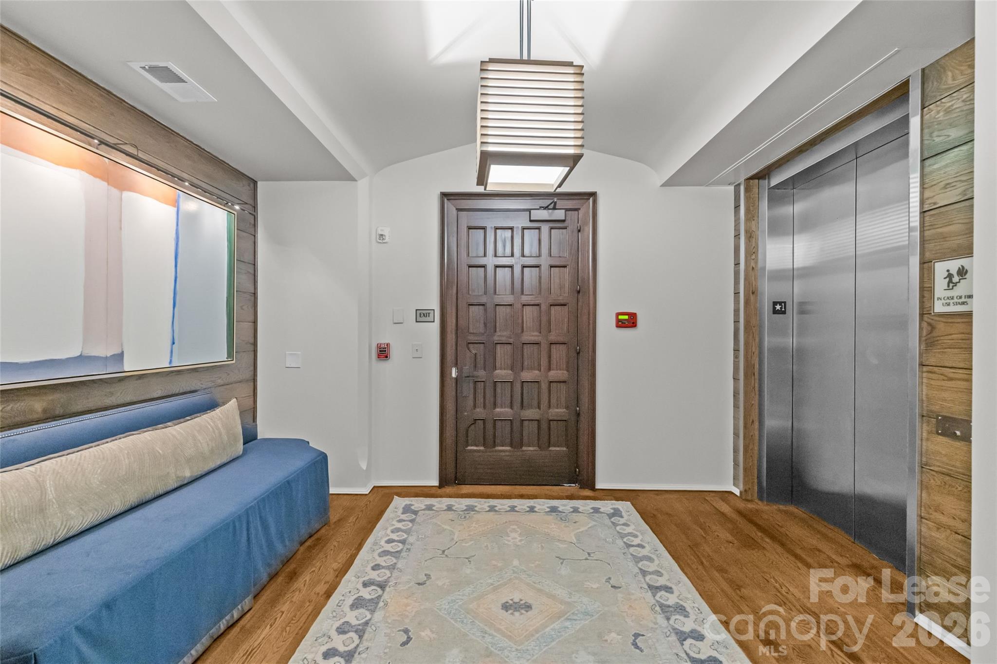 1172 Queens Road 8 Property Photo 4