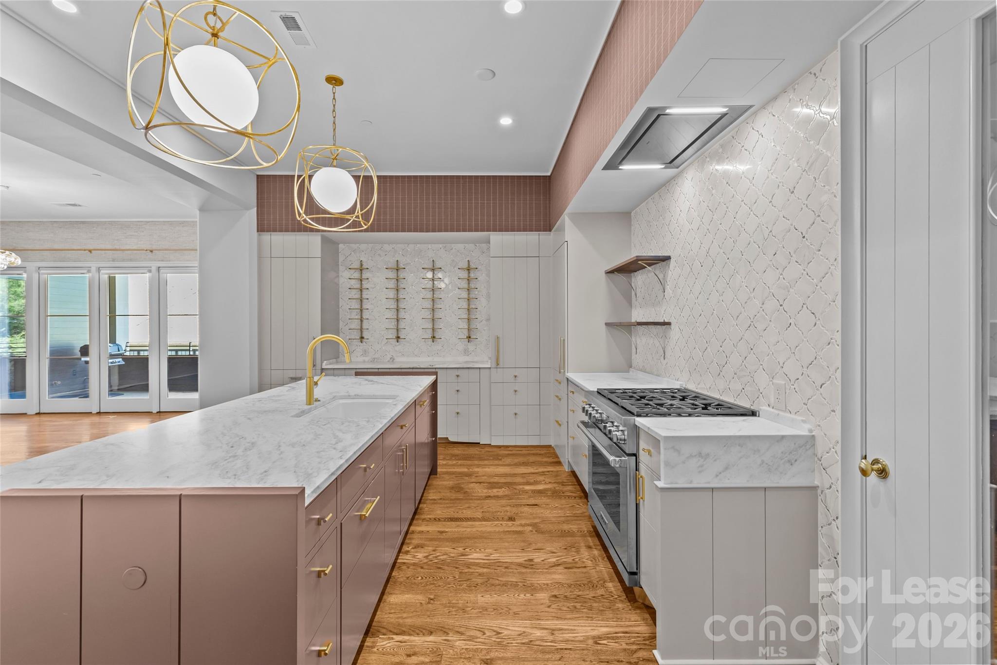 1172 Queens Road 8 Property Photo 12