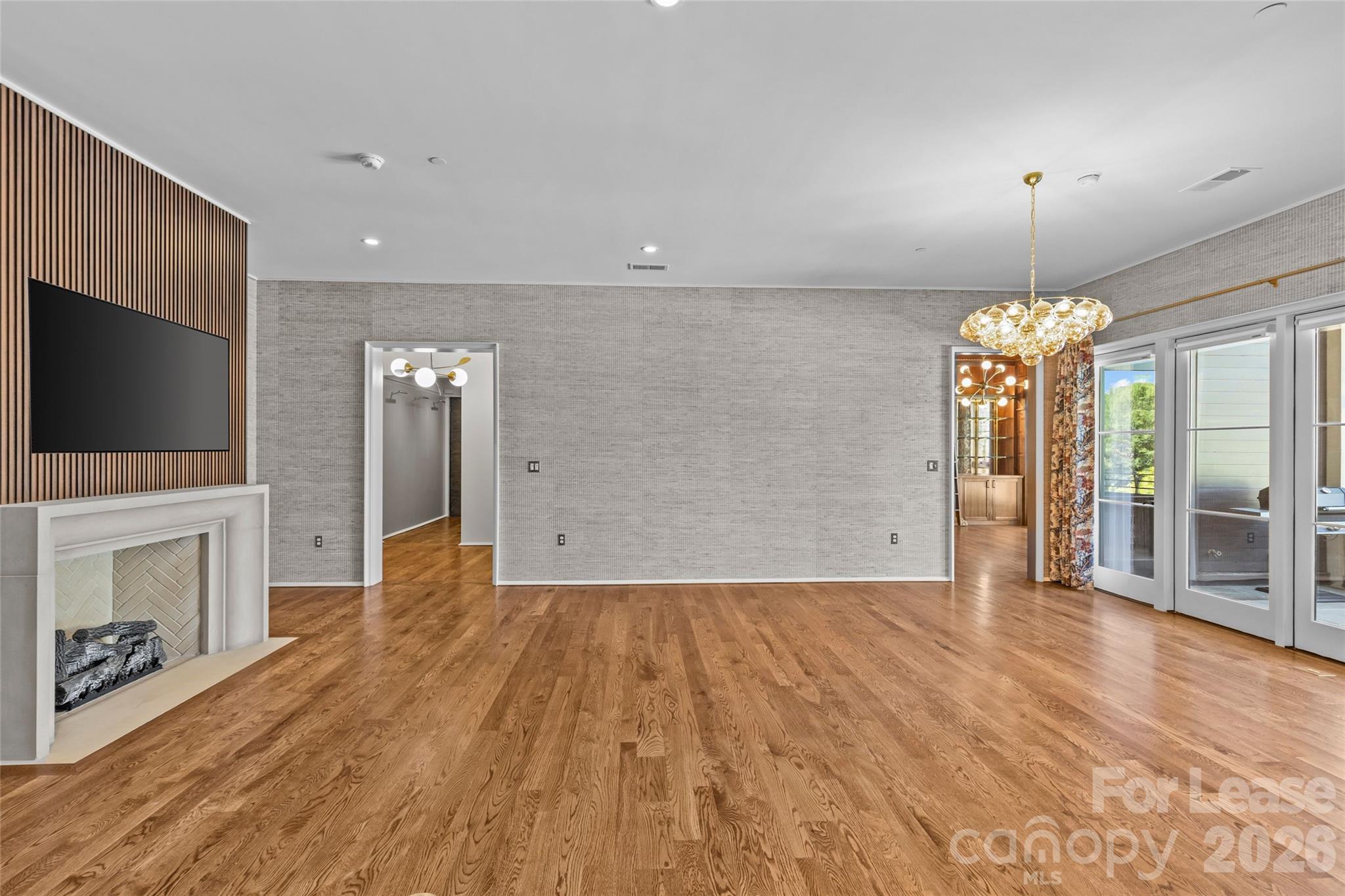 1172 Queens Road 8 Property Photo 18
