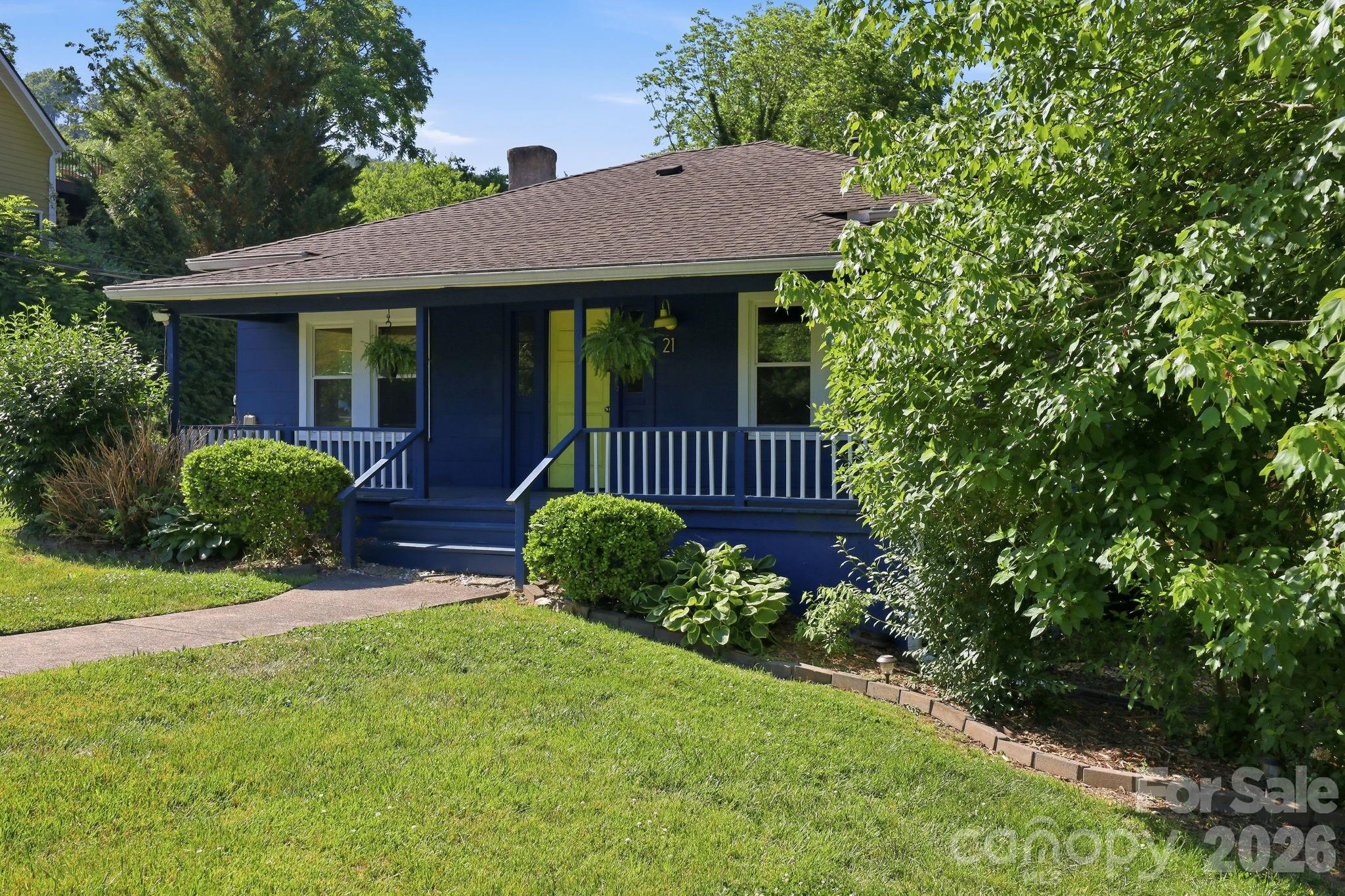 21 Clemmons Street Property Photo 3
