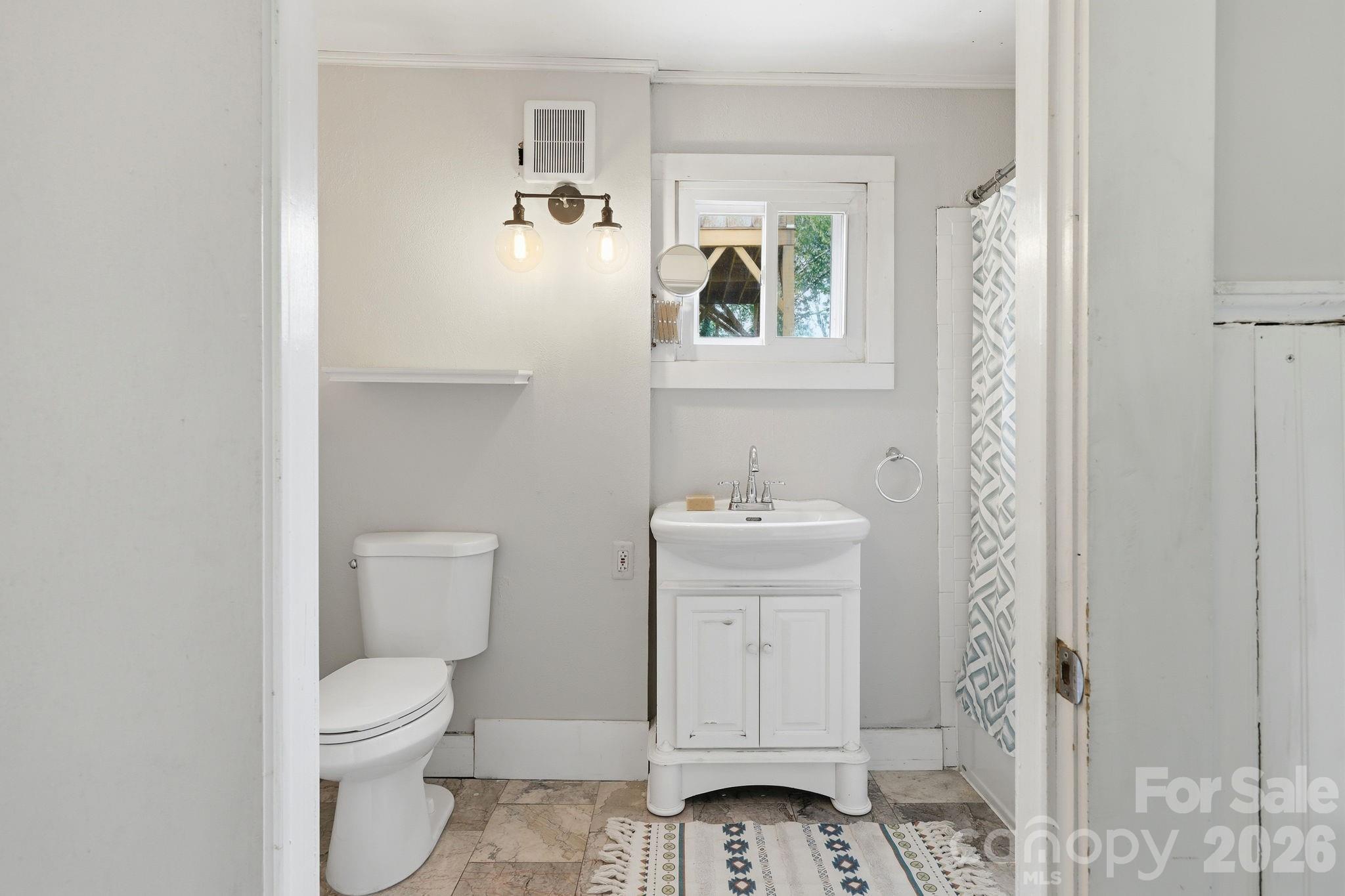 21 Clemmons Street Property Photo 24