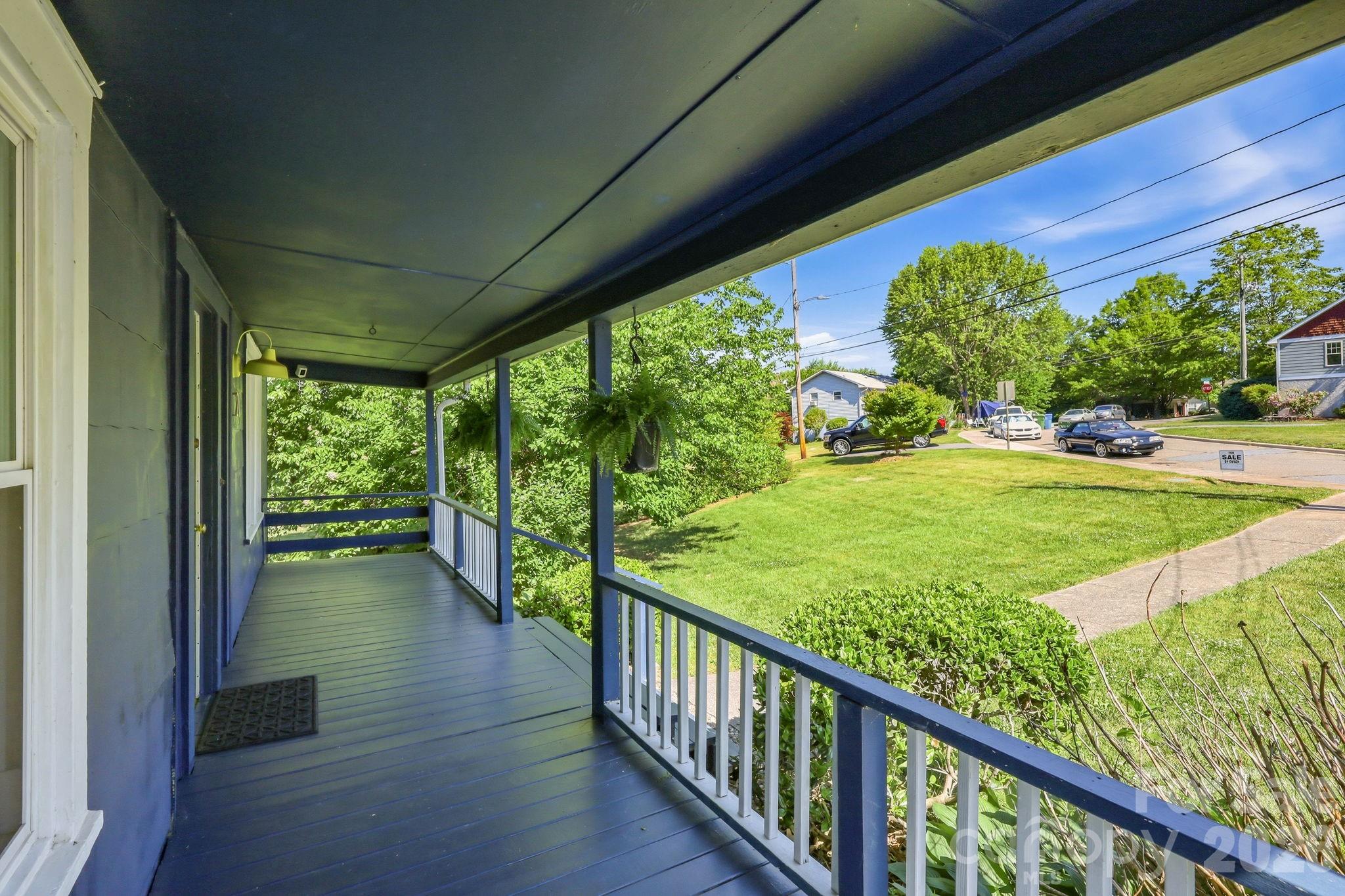 21 Clemmons Street Property Photo 33