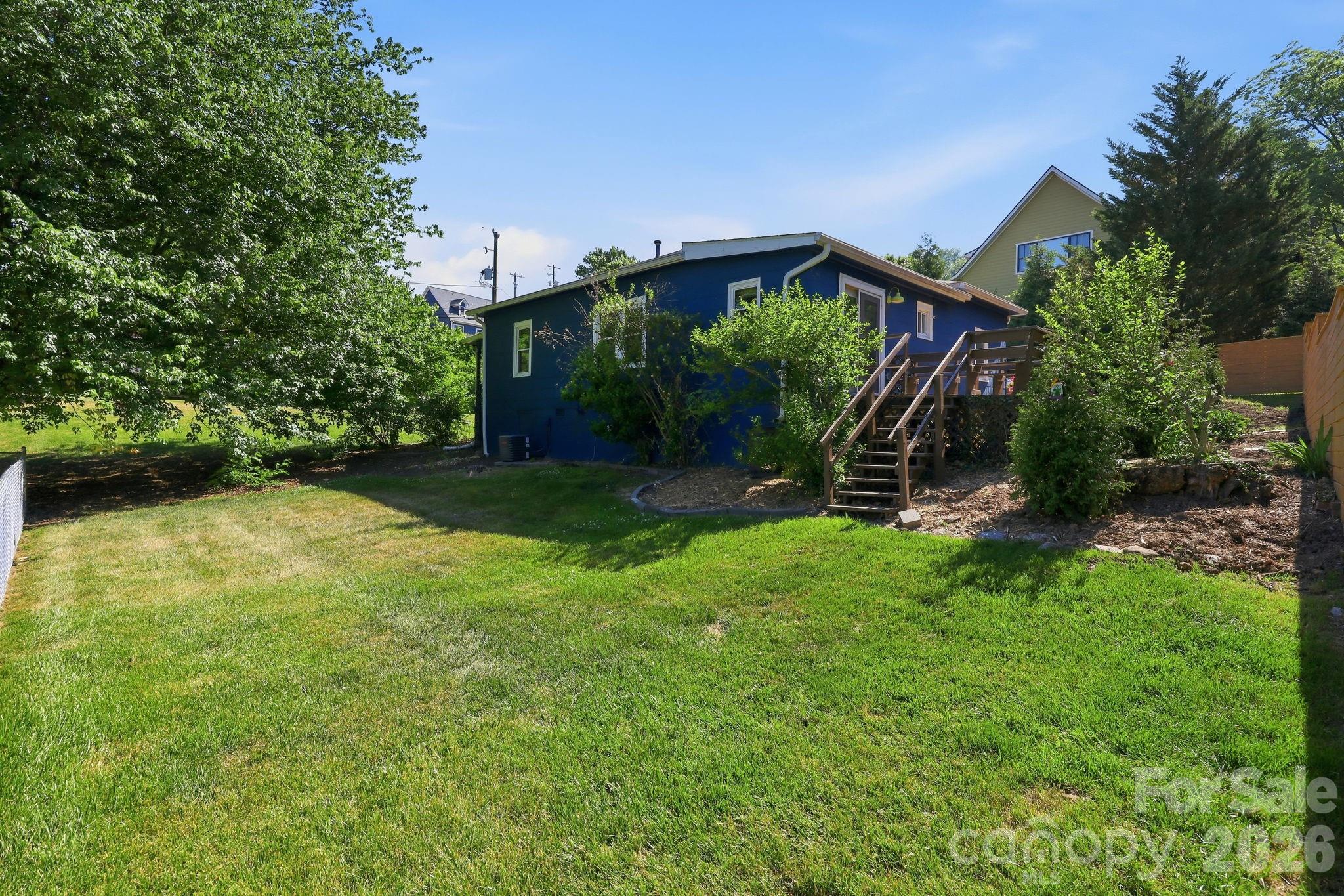 21 Clemmons Street Property Photo 38
