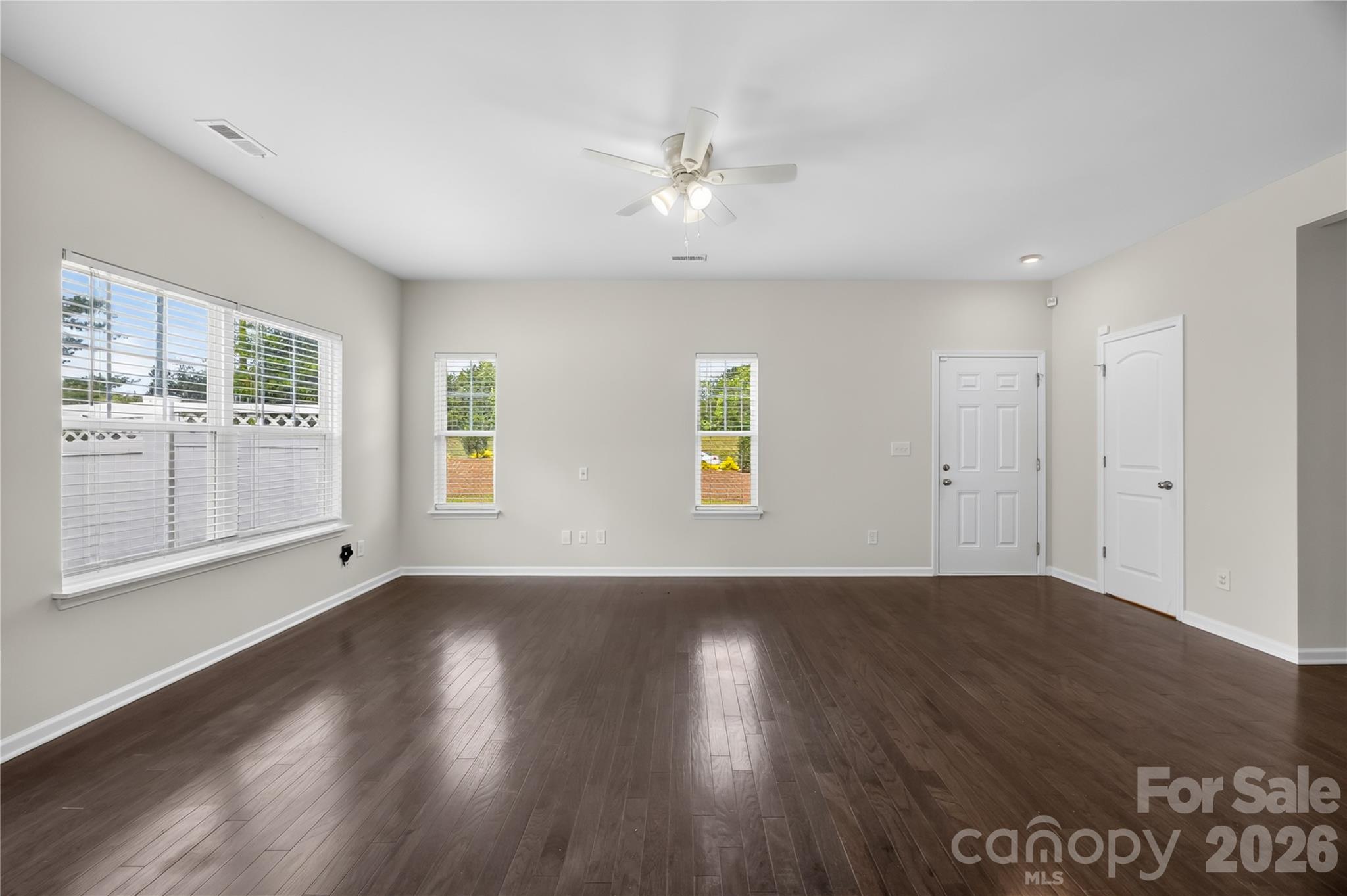 7447 Jane Parks Way Property Photo 6