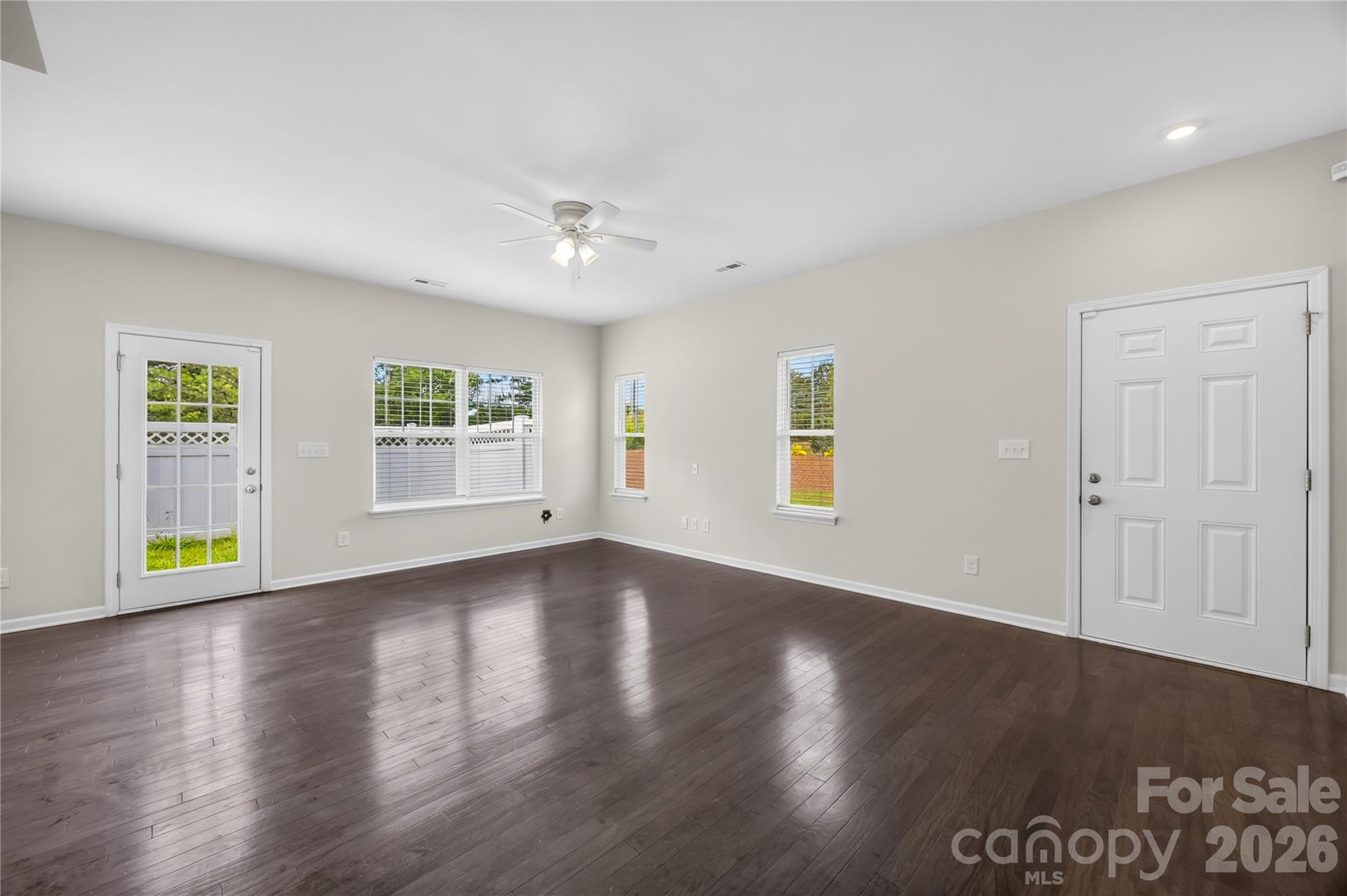 7447 Jane Parks Way Property Photo 7