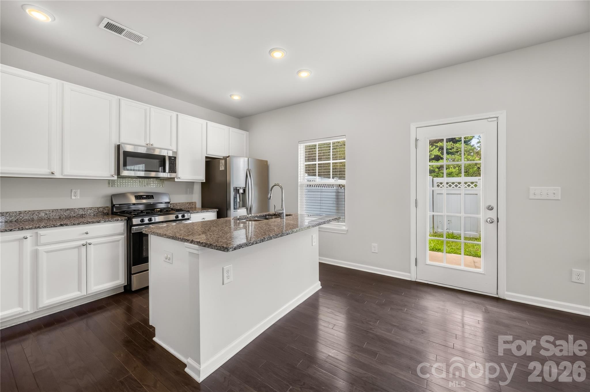 7447 Jane Parks Way Property Photo 12