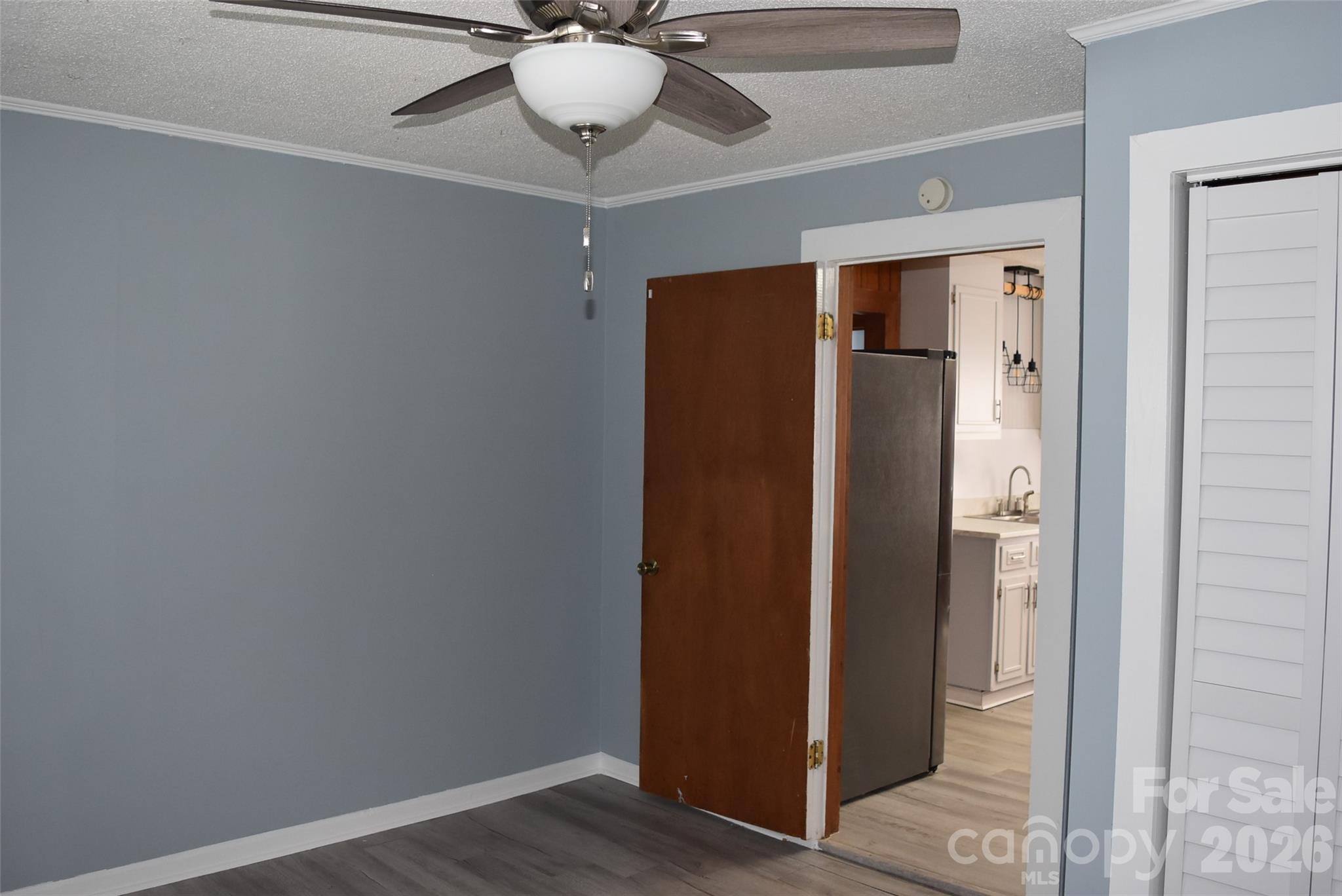 2825 Long Avenue Property Photo 7