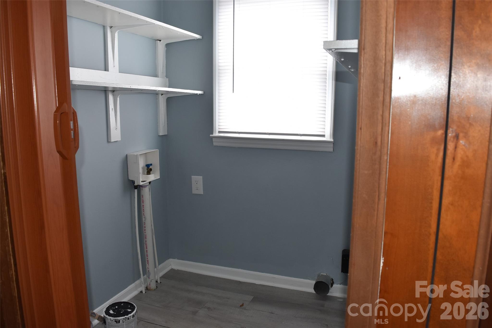 2825 Long Avenue Property Photo 12