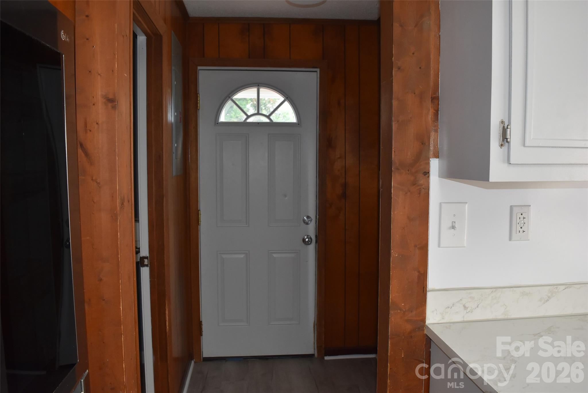 2825 Long Avenue Property Photo 13