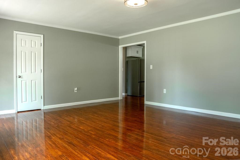 138 Oak Hill Drive Property Photo 6