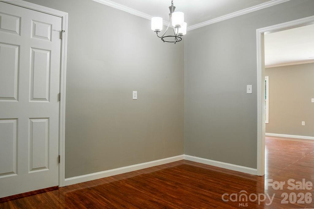 138 Oak Hill Drive Property Photo 8