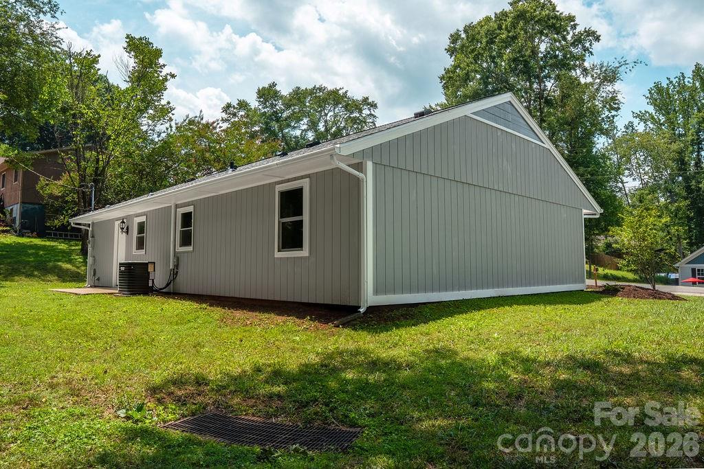 138 Oak Hill Drive Property Photo 35