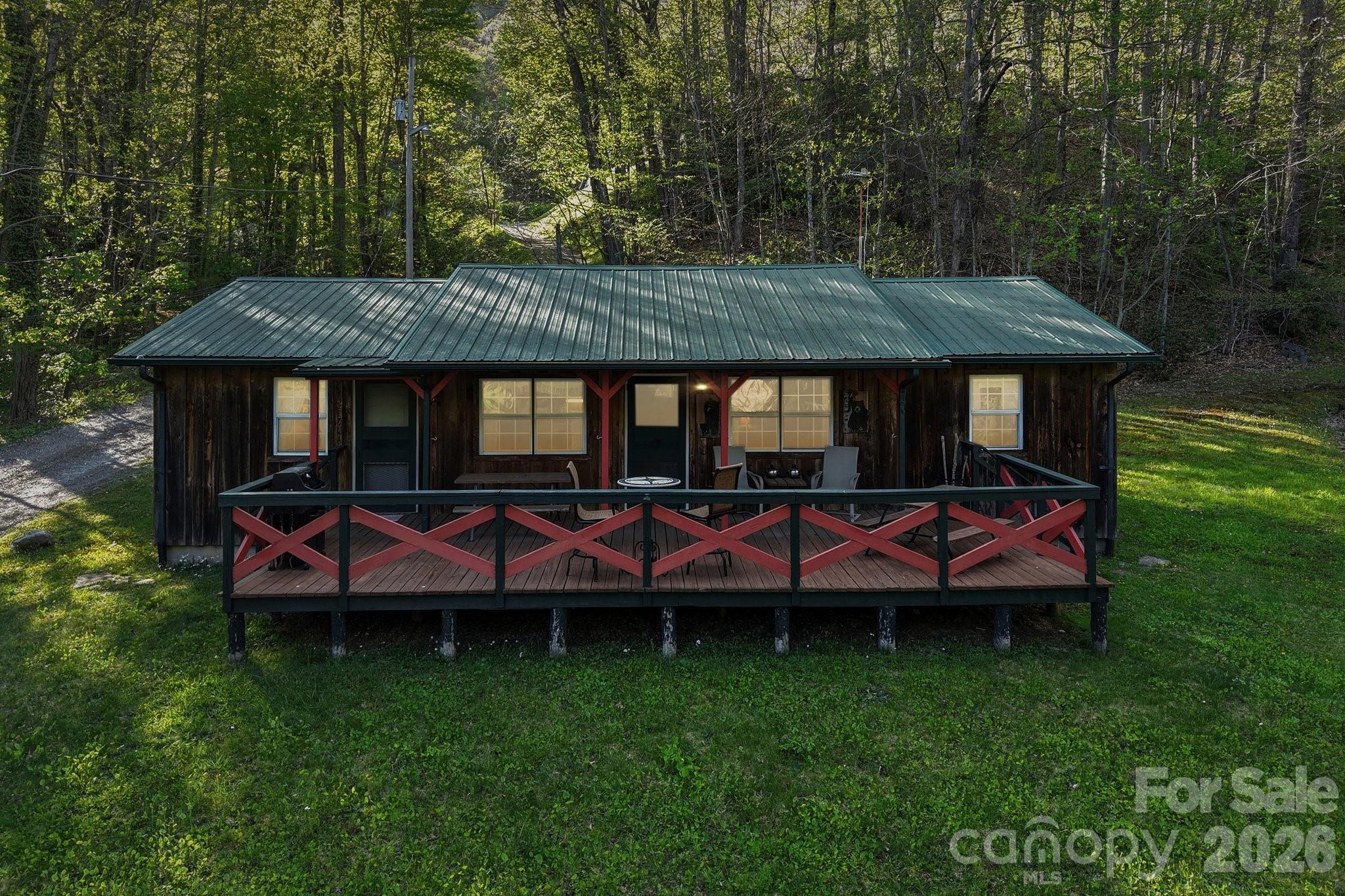 28 Mull Cove Road Property Photo 1