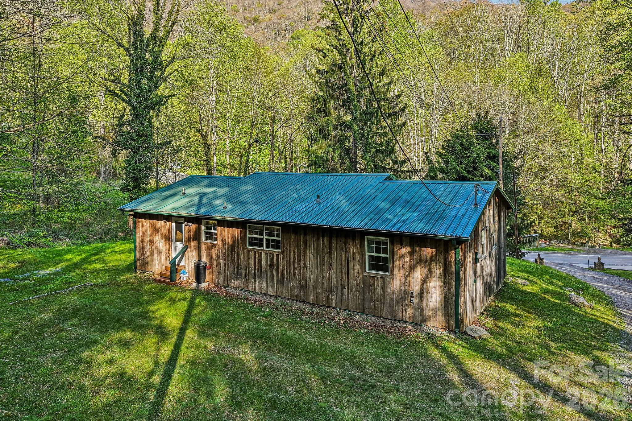 28 Mull Cove Road Property Photo 5