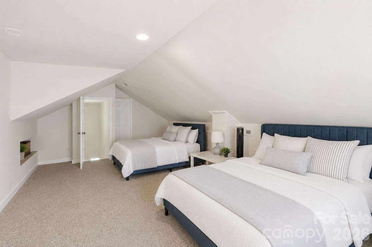 209 Grandin Road Property Photo 25
