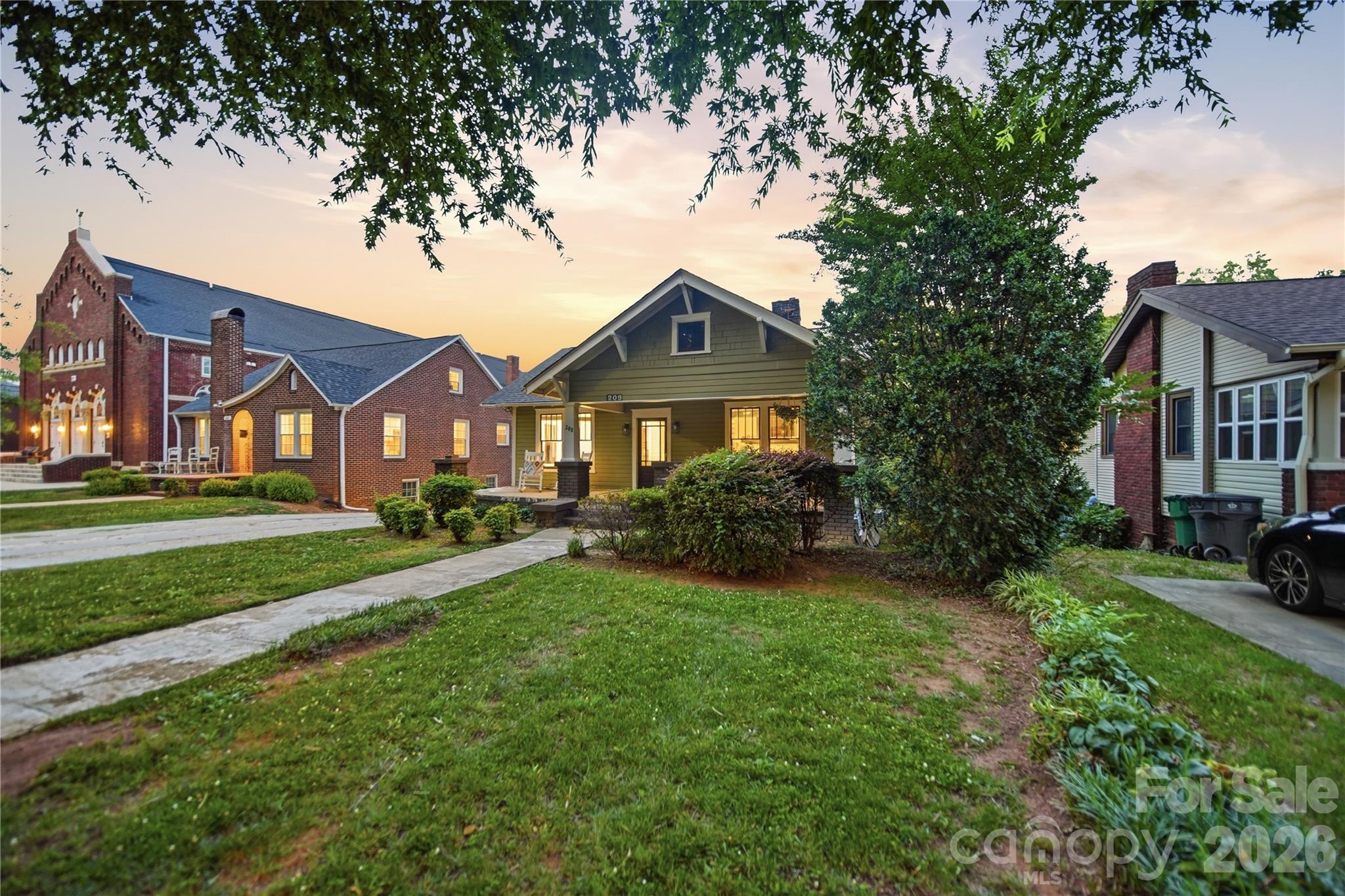 209 Grandin Road Property Photo 45