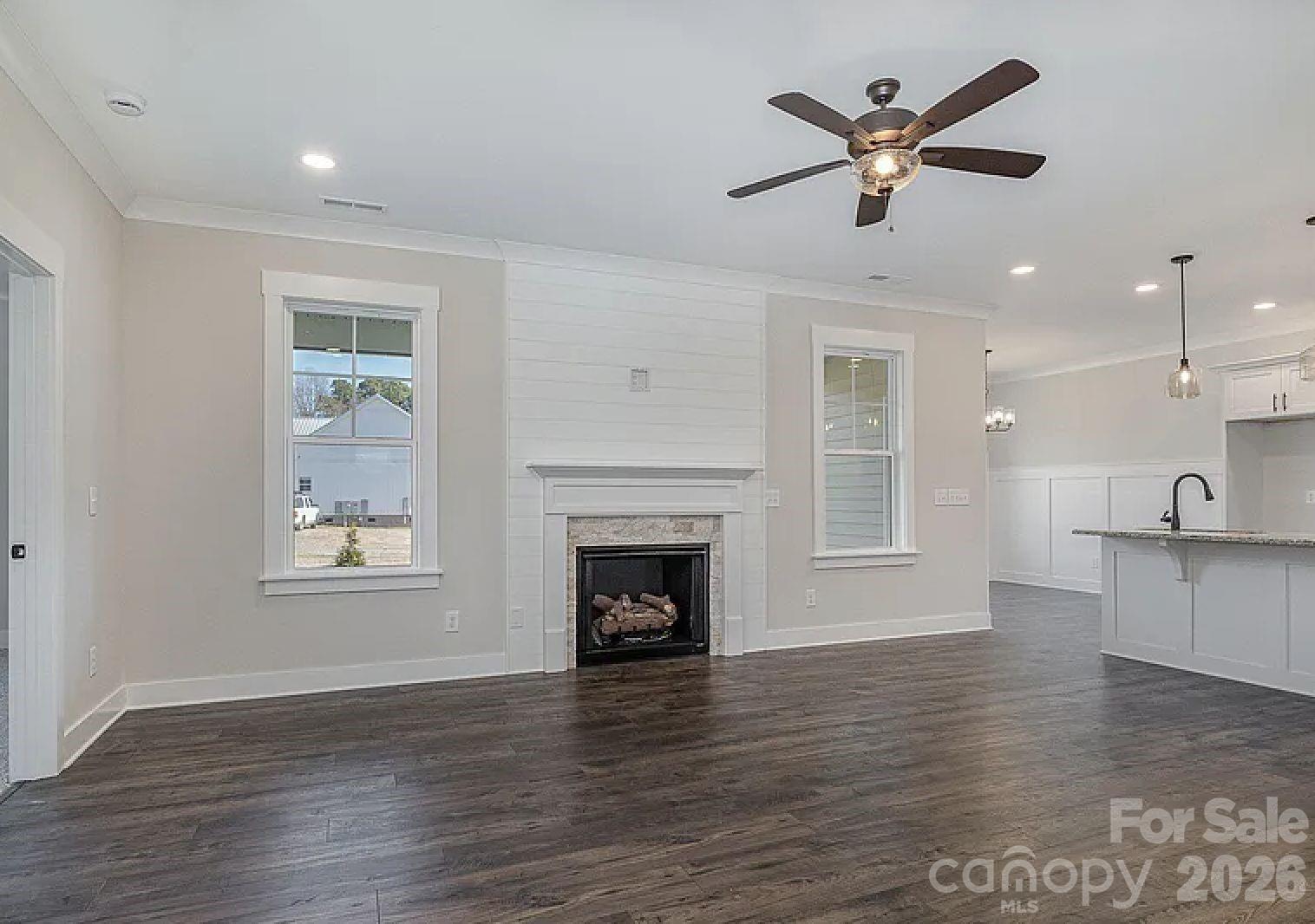48 Tanseyleaf Drive Property Photo 2