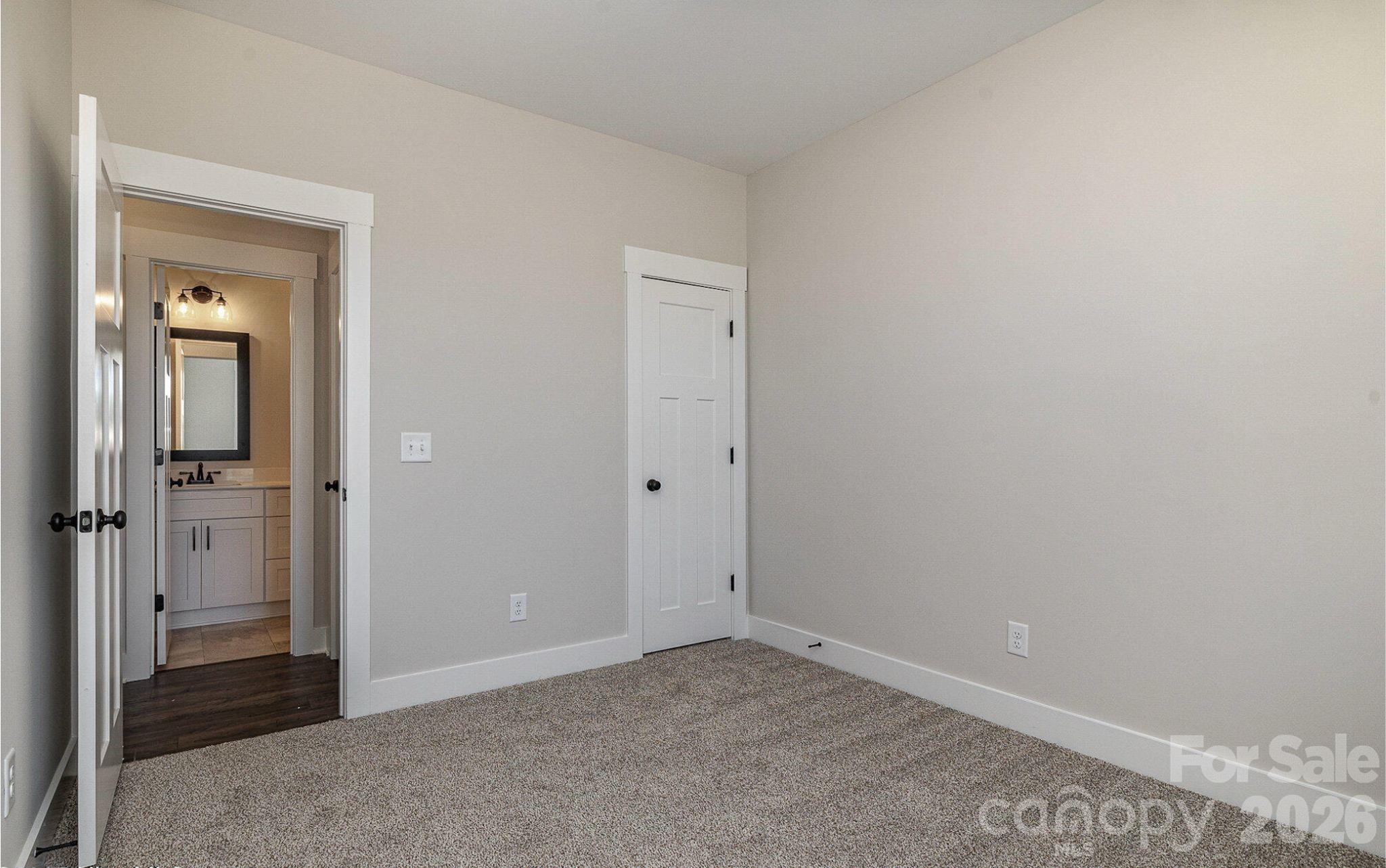 48 Tanseyleaf Drive Property Photo 13