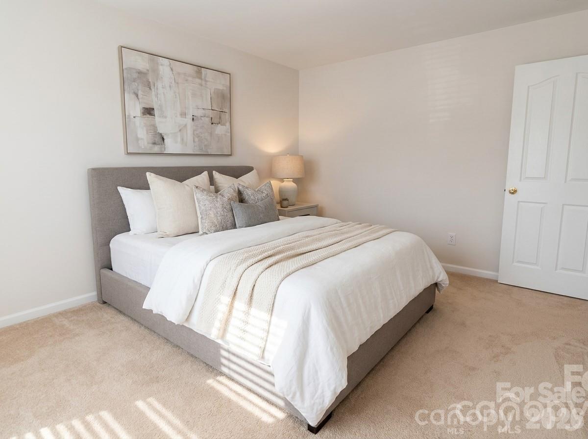 14308 Lyon Hill Lane Property Photo 18