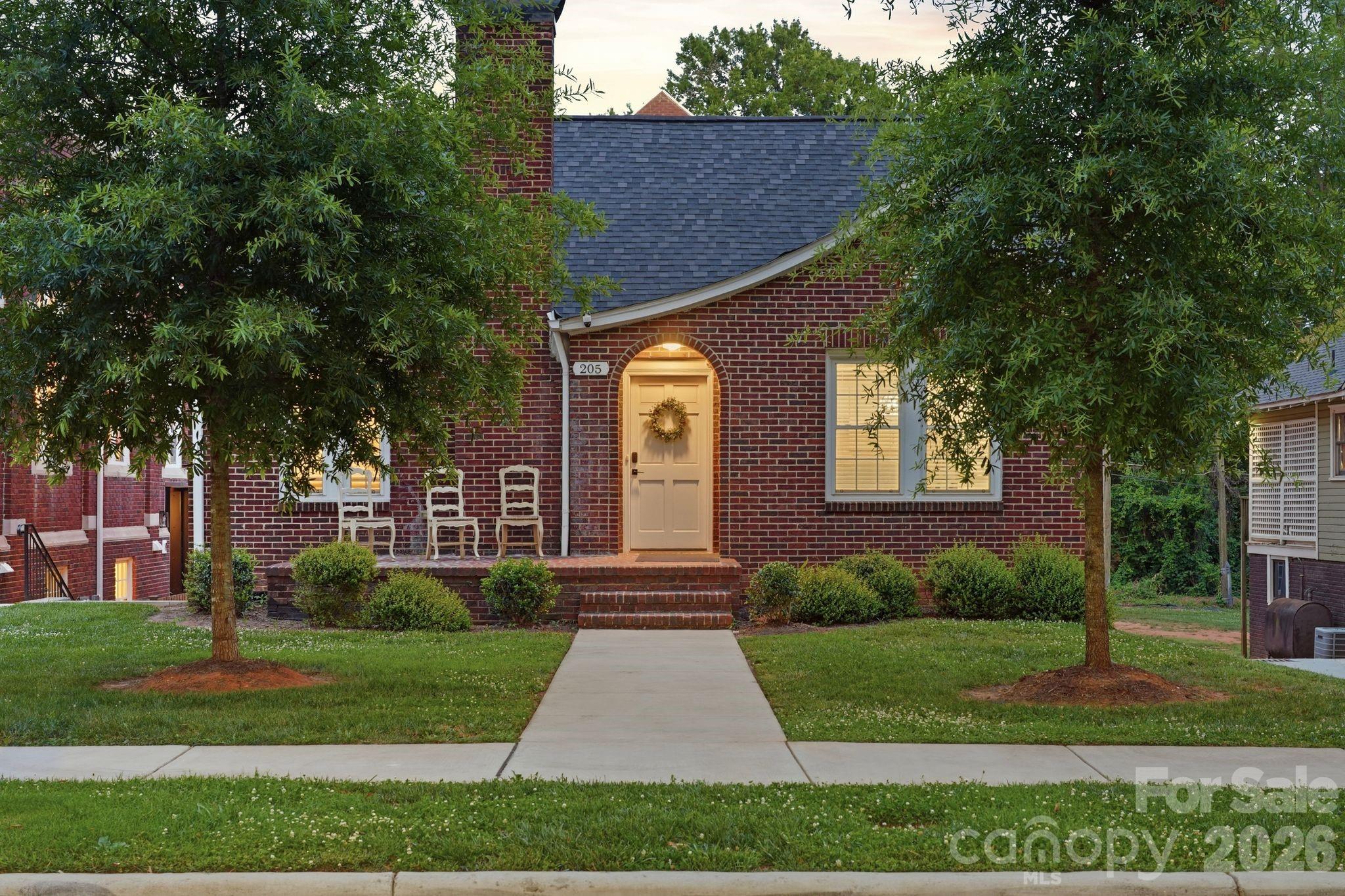 205 Grandin Road Property Photo 1