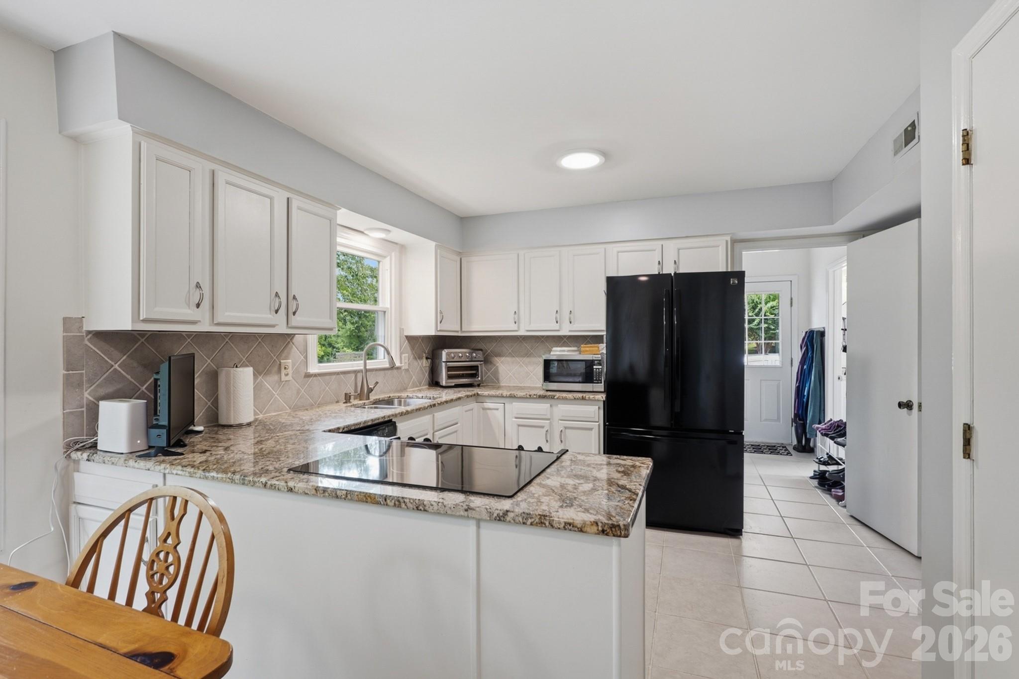 8614 Ducksbill Drive Property Photo 3