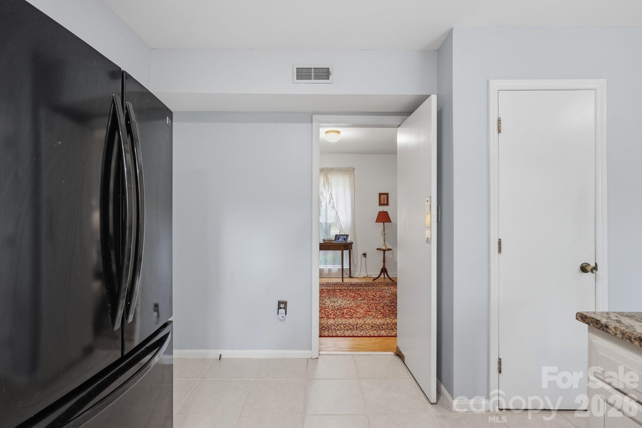8614 Ducksbill Drive Property Photo 10