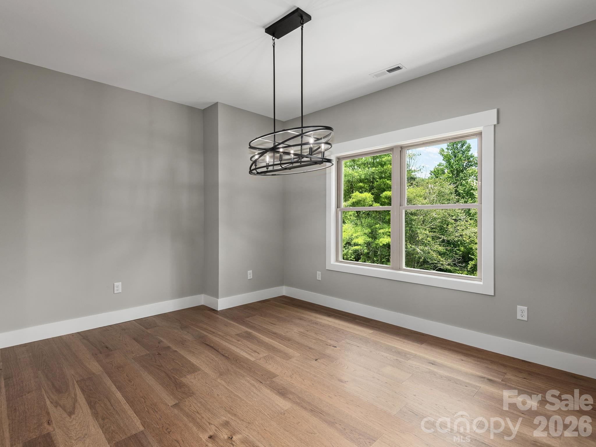 105 Sheila Wynne Drive Property Photo 12