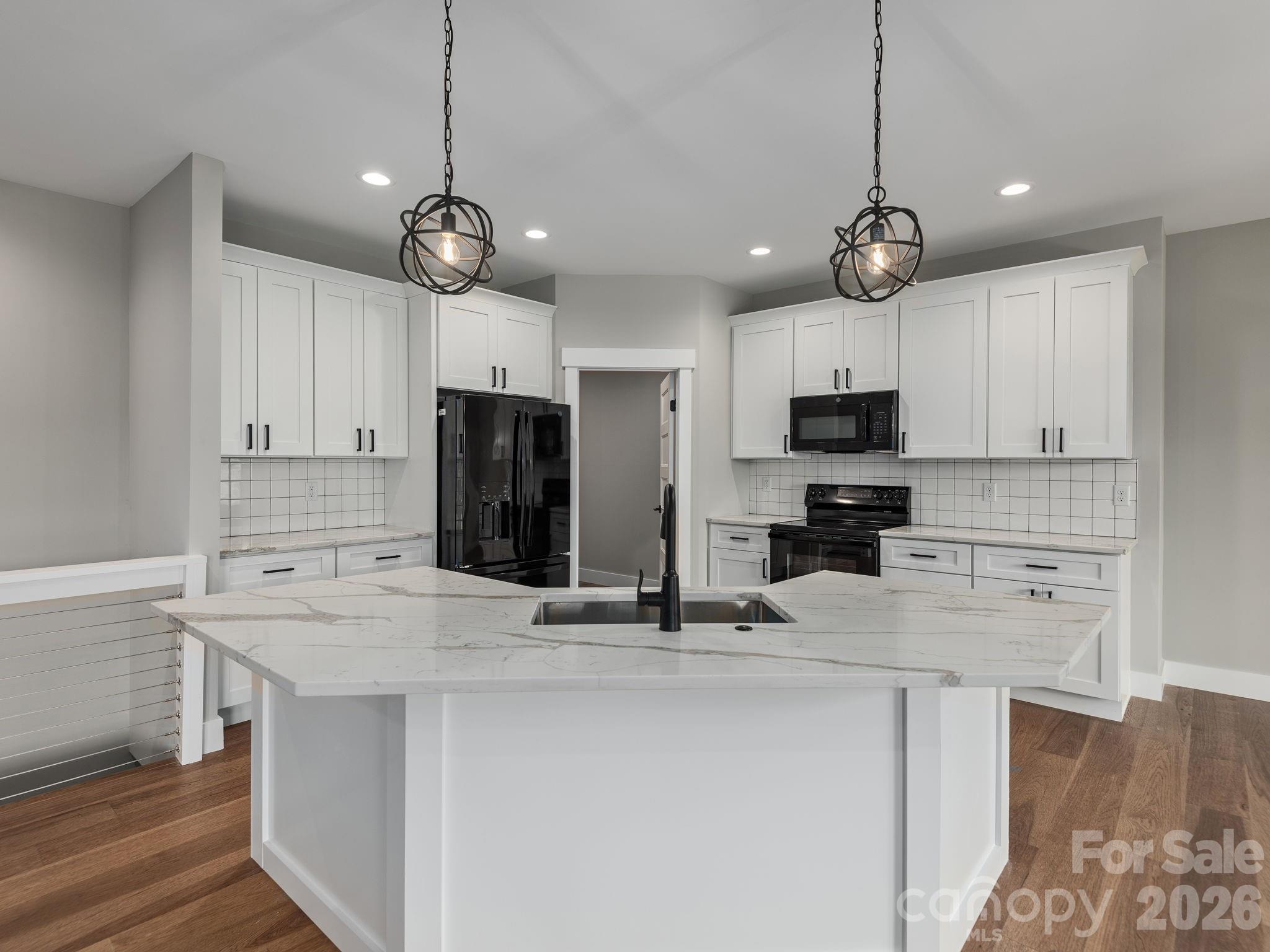 105 Sheila Wynne Drive Property Photo 14