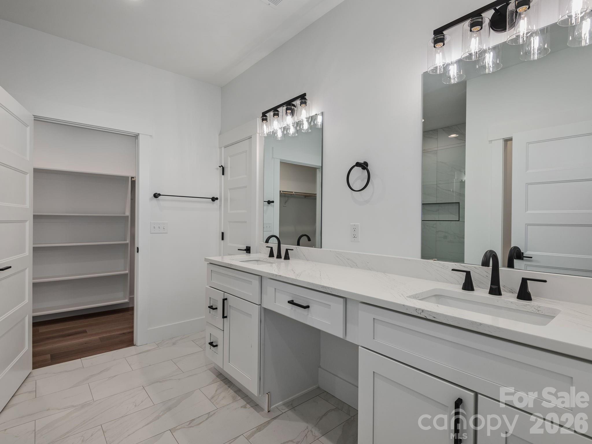 105 Sheila Wynne Drive Property Photo 22