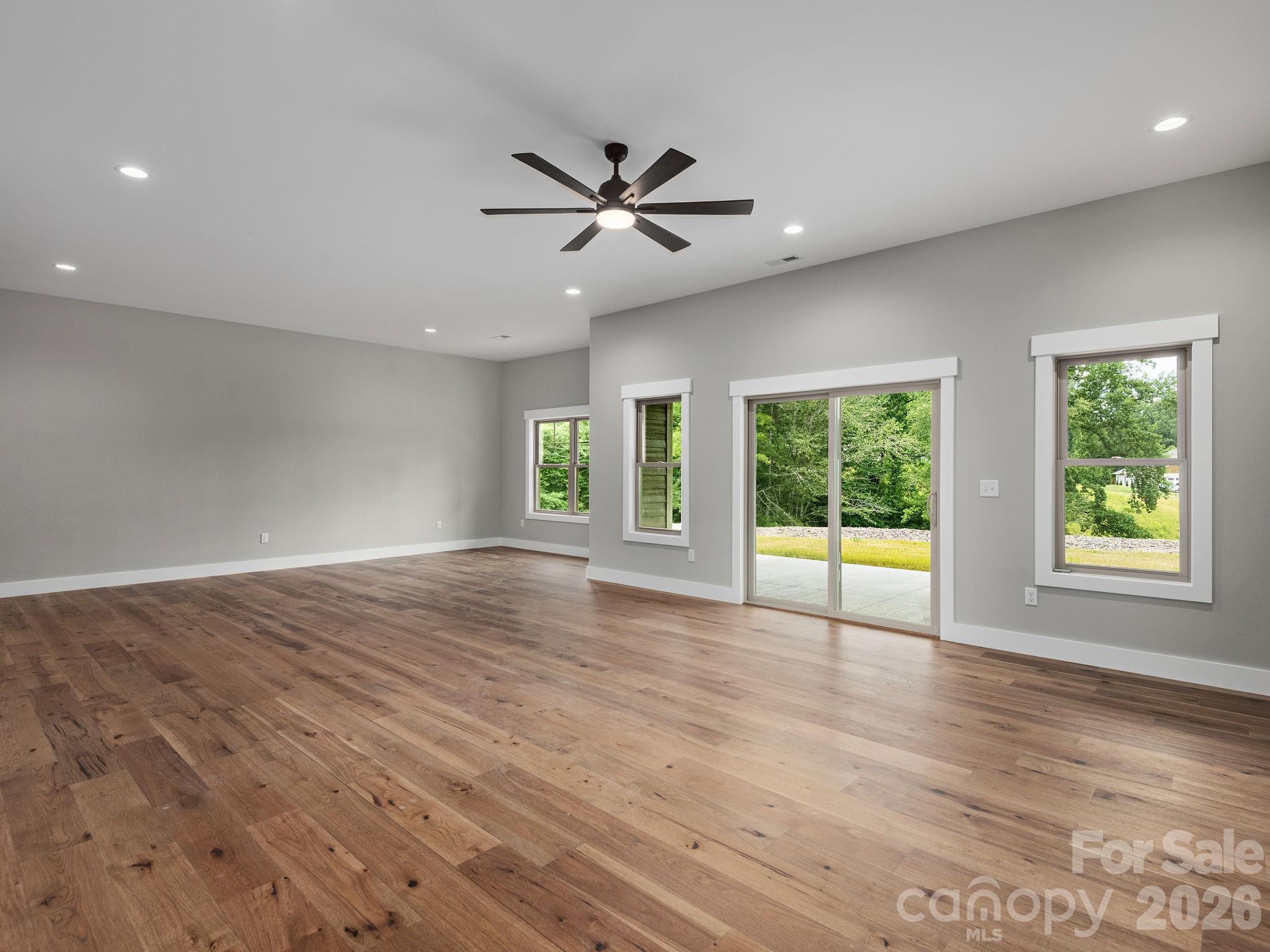 105 Sheila Wynne Drive Property Photo 27