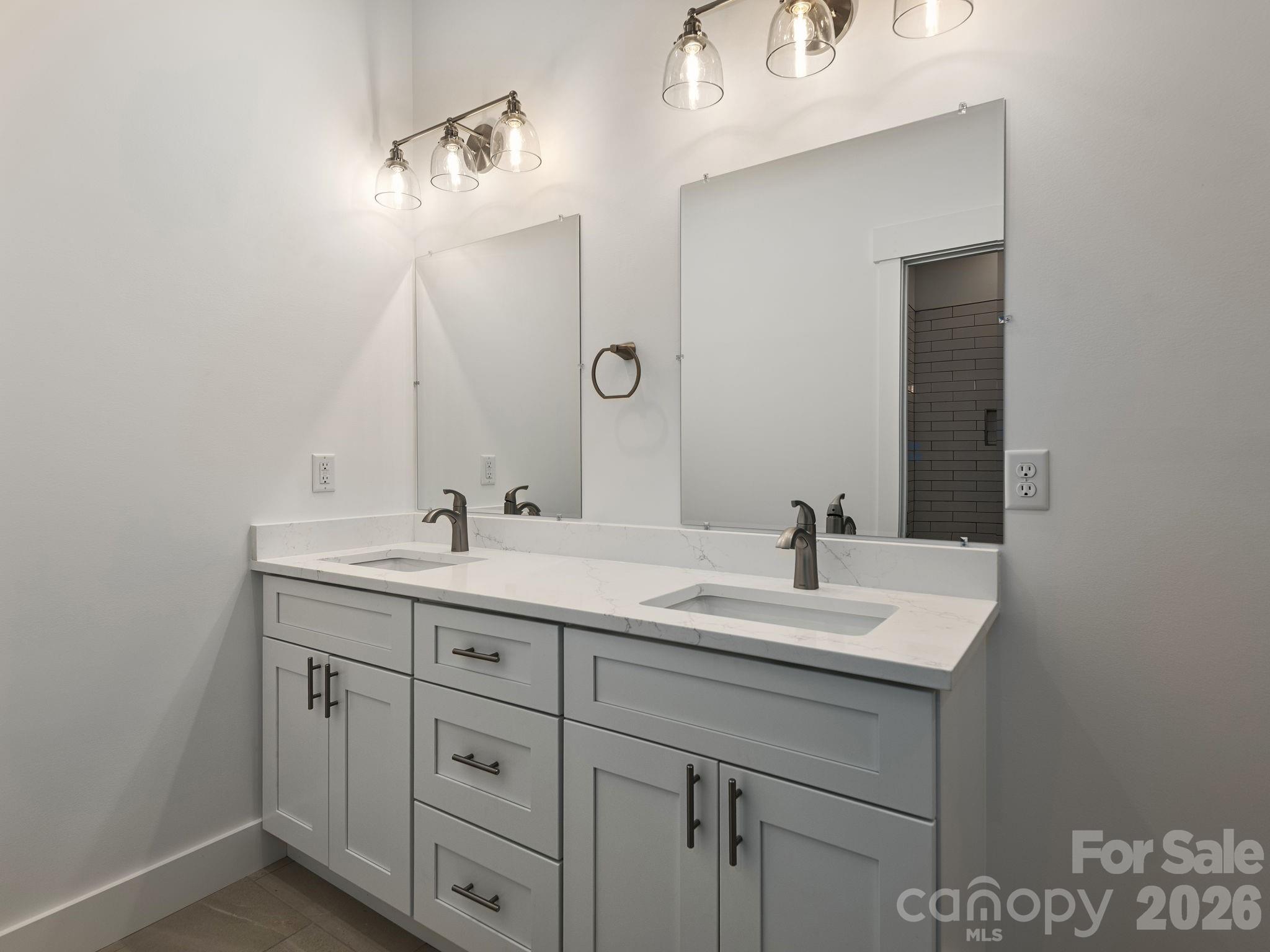 105 Sheila Wynne Drive Property Photo 30