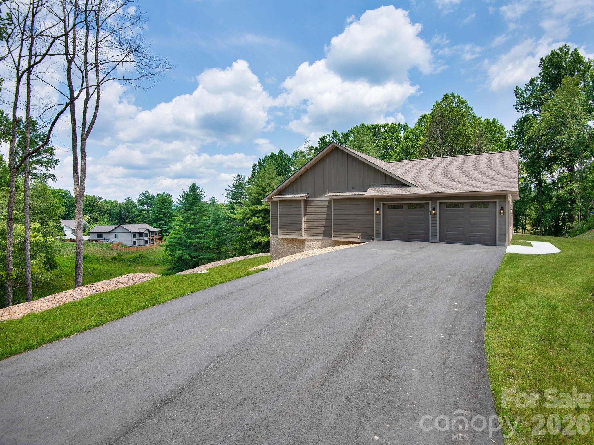 105 Sheila Wynne Drive Property Photo 35