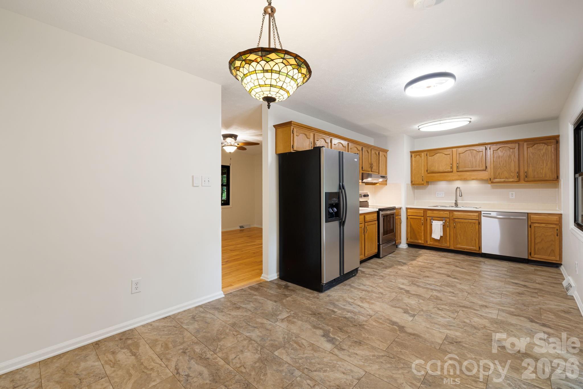 10 Botany View Court Property Photo 13