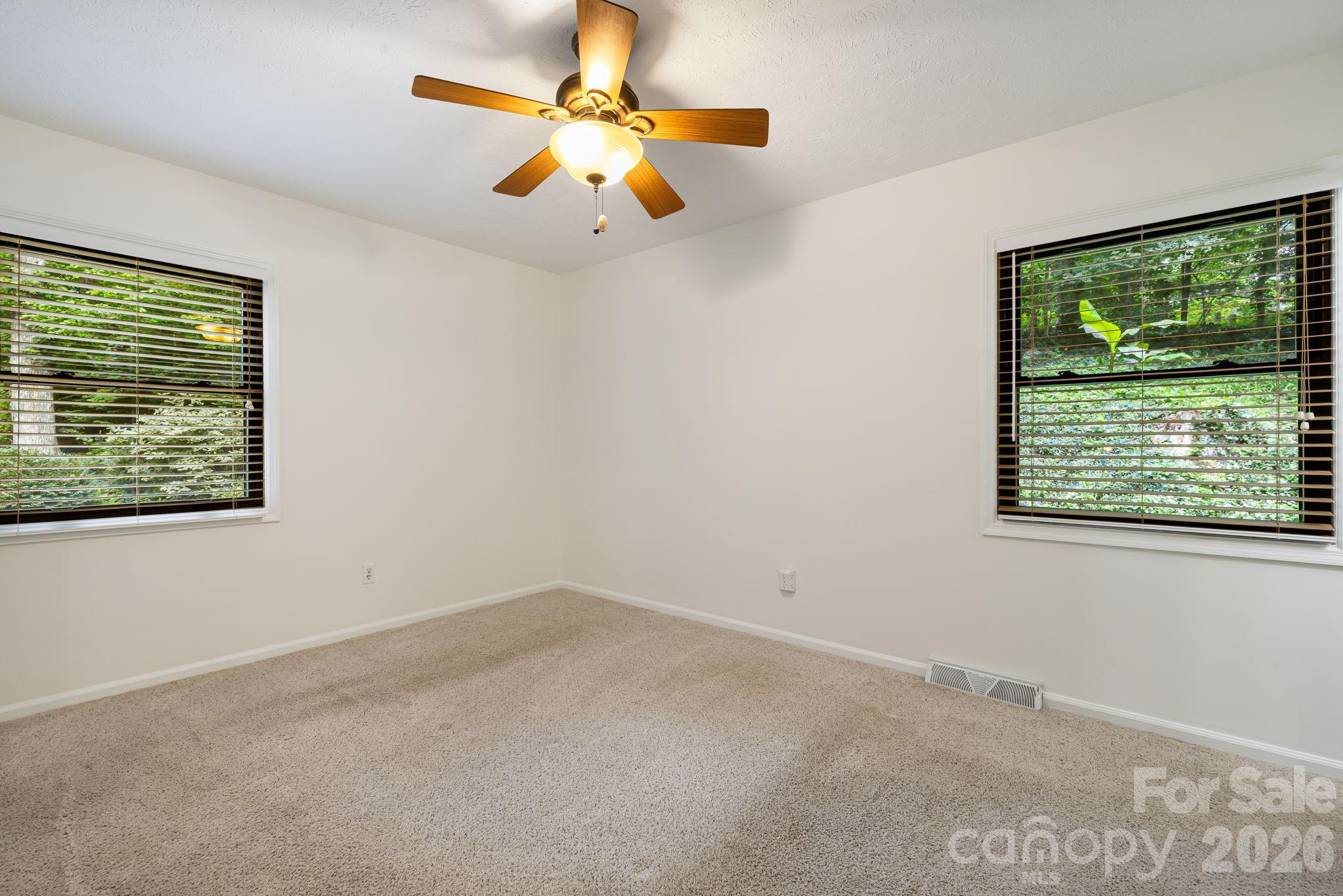 10 Botany View Court Property Photo 23