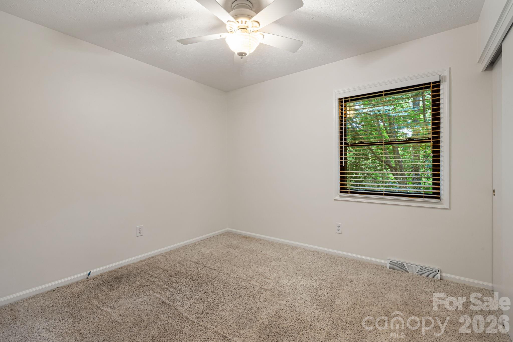 10 Botany View Court Property Photo 25