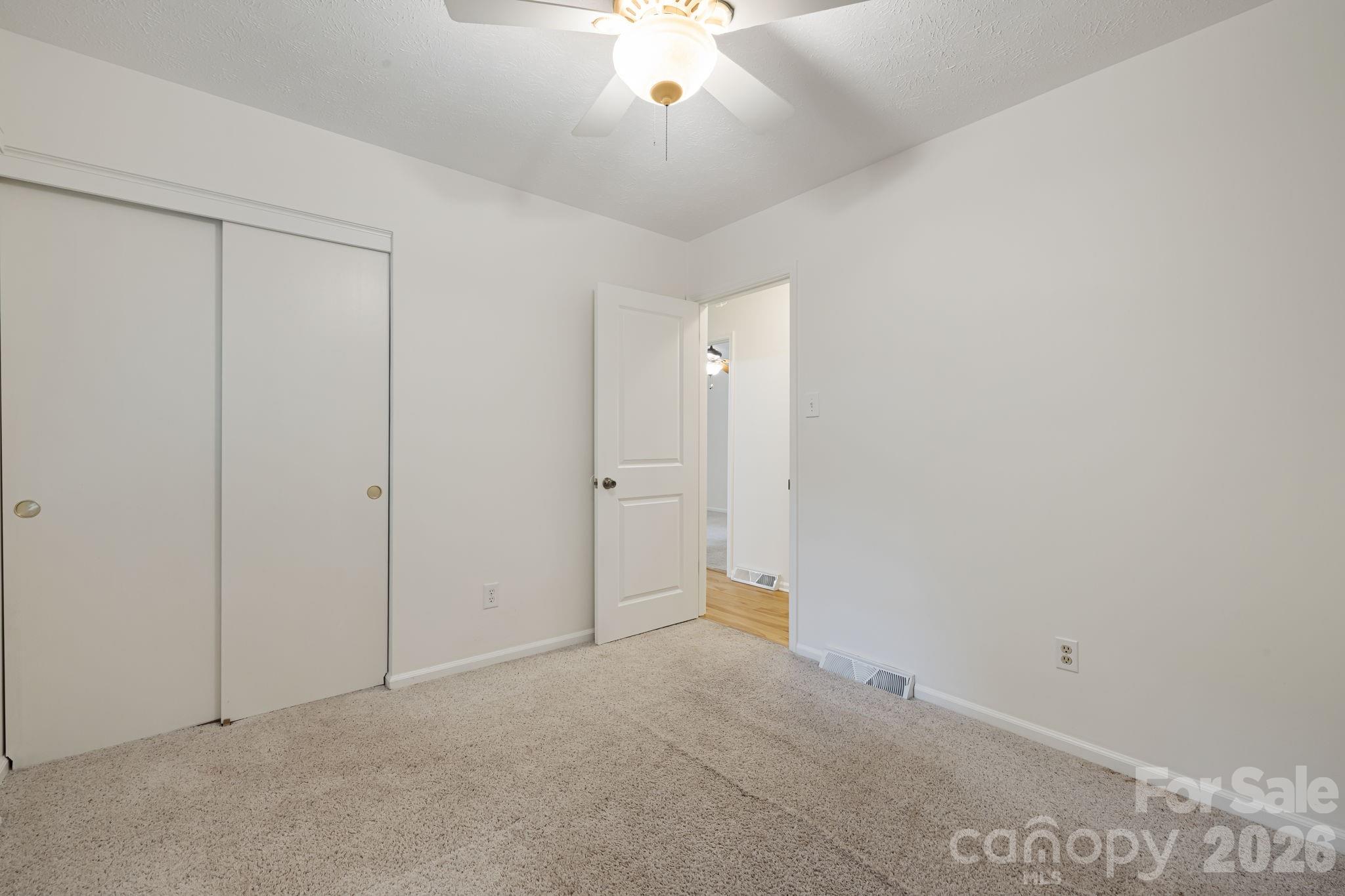 10 Botany View Court Property Photo 26