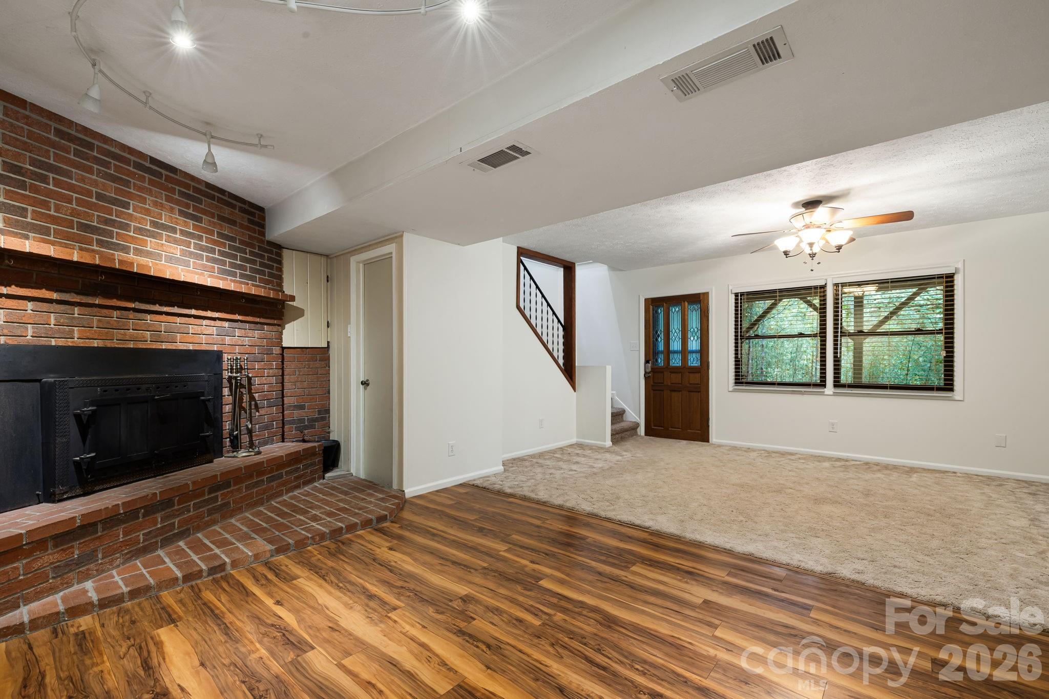 10 Botany View Court Property Photo 31