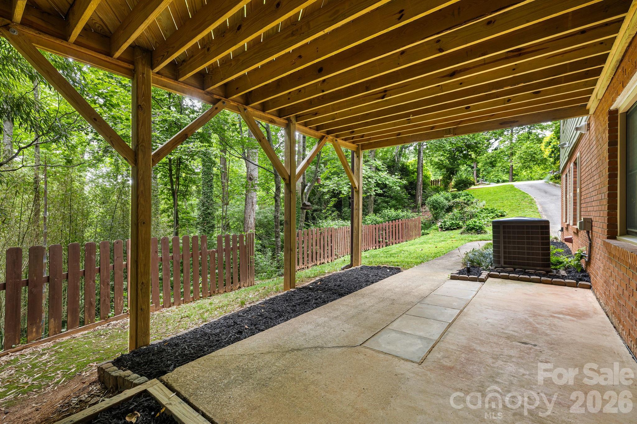 10 Botany View Court Property Photo 42