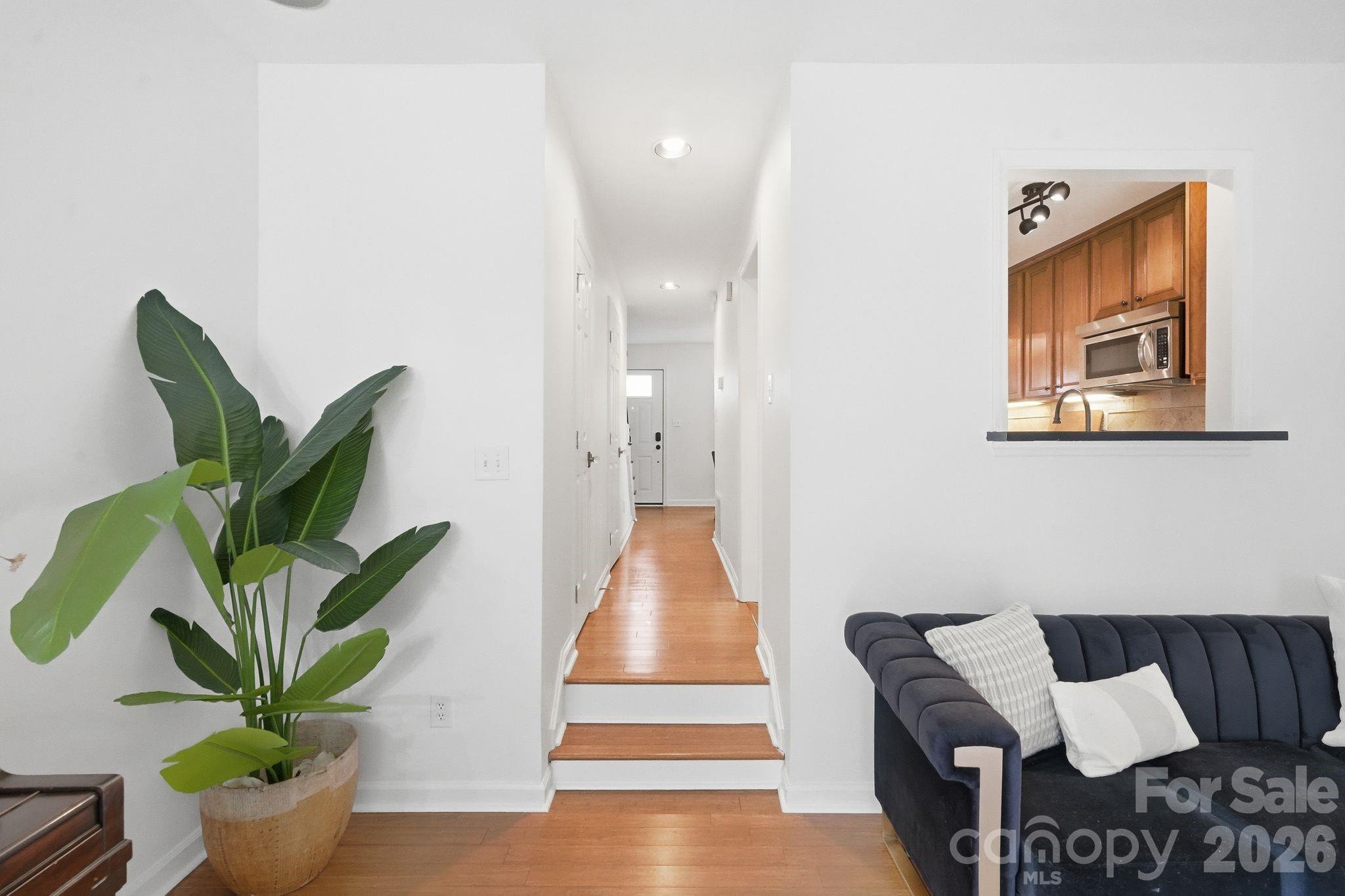 510 N Poplar Street C Property Photo 7