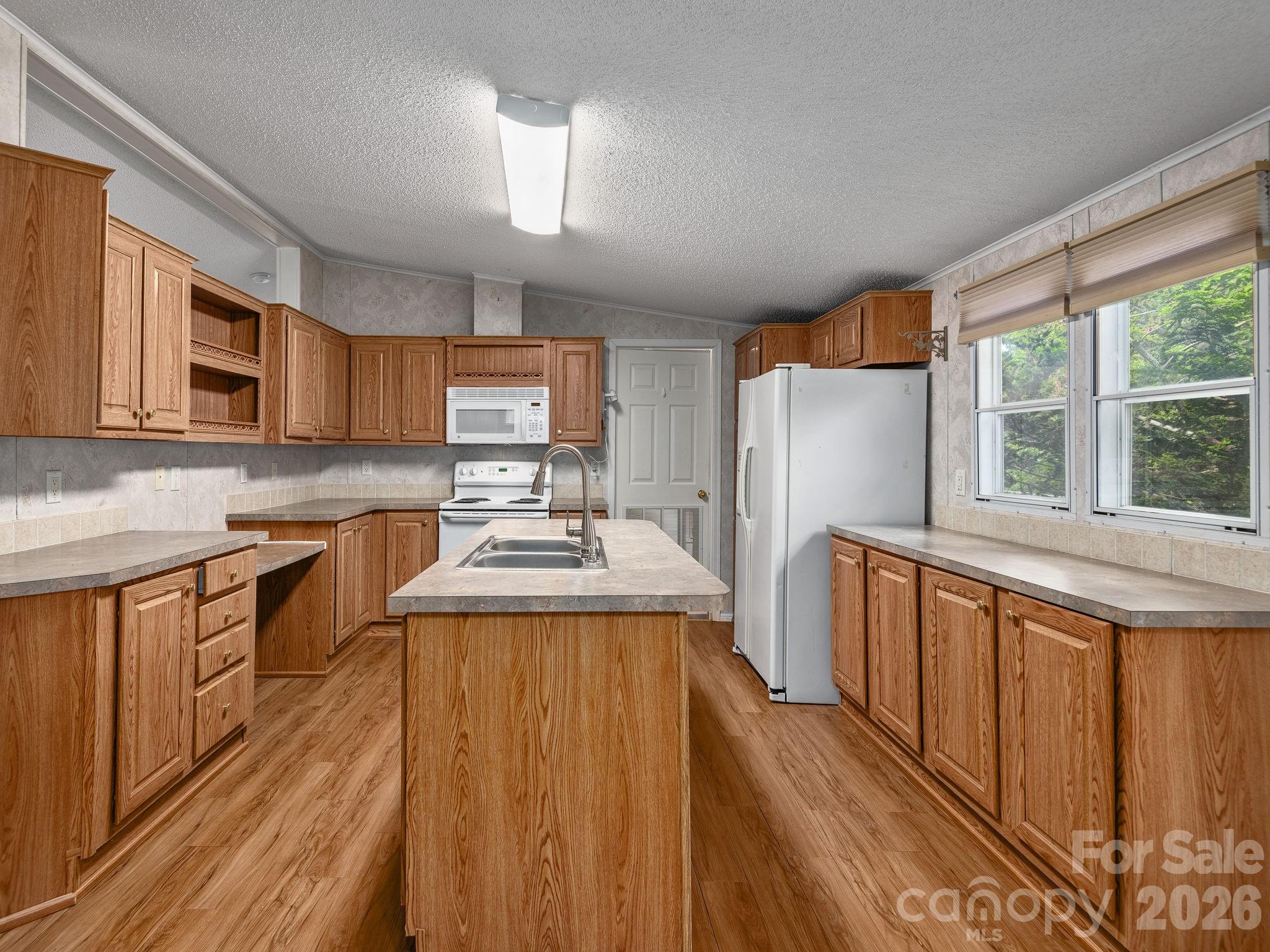 260 Divide Loop Property Photo 5