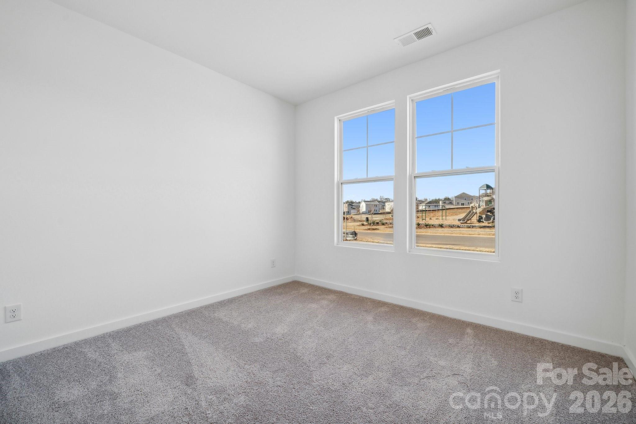 365 Ladue Lane Property Photo 7