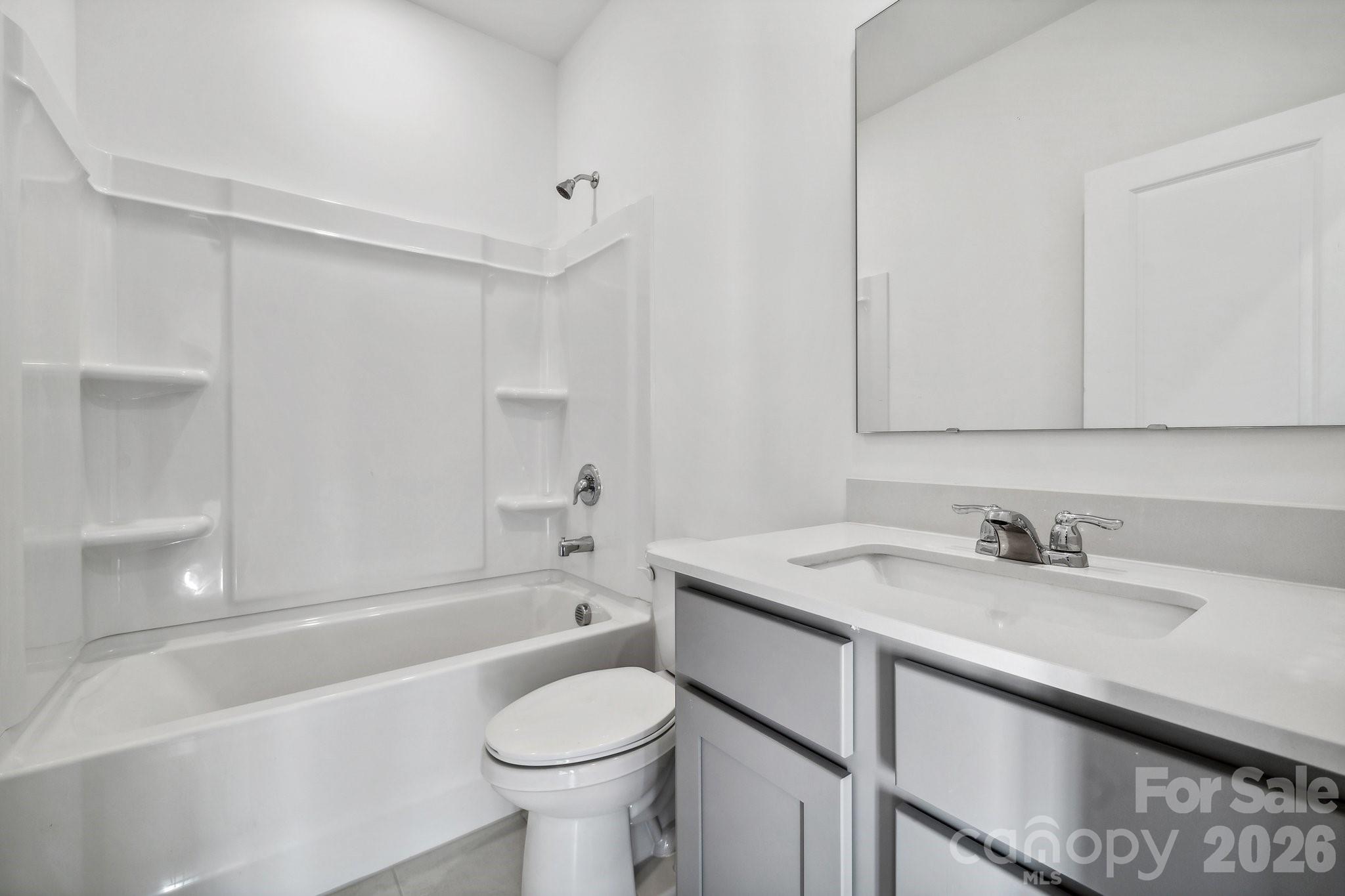 365 Ladue Lane Property Photo 8