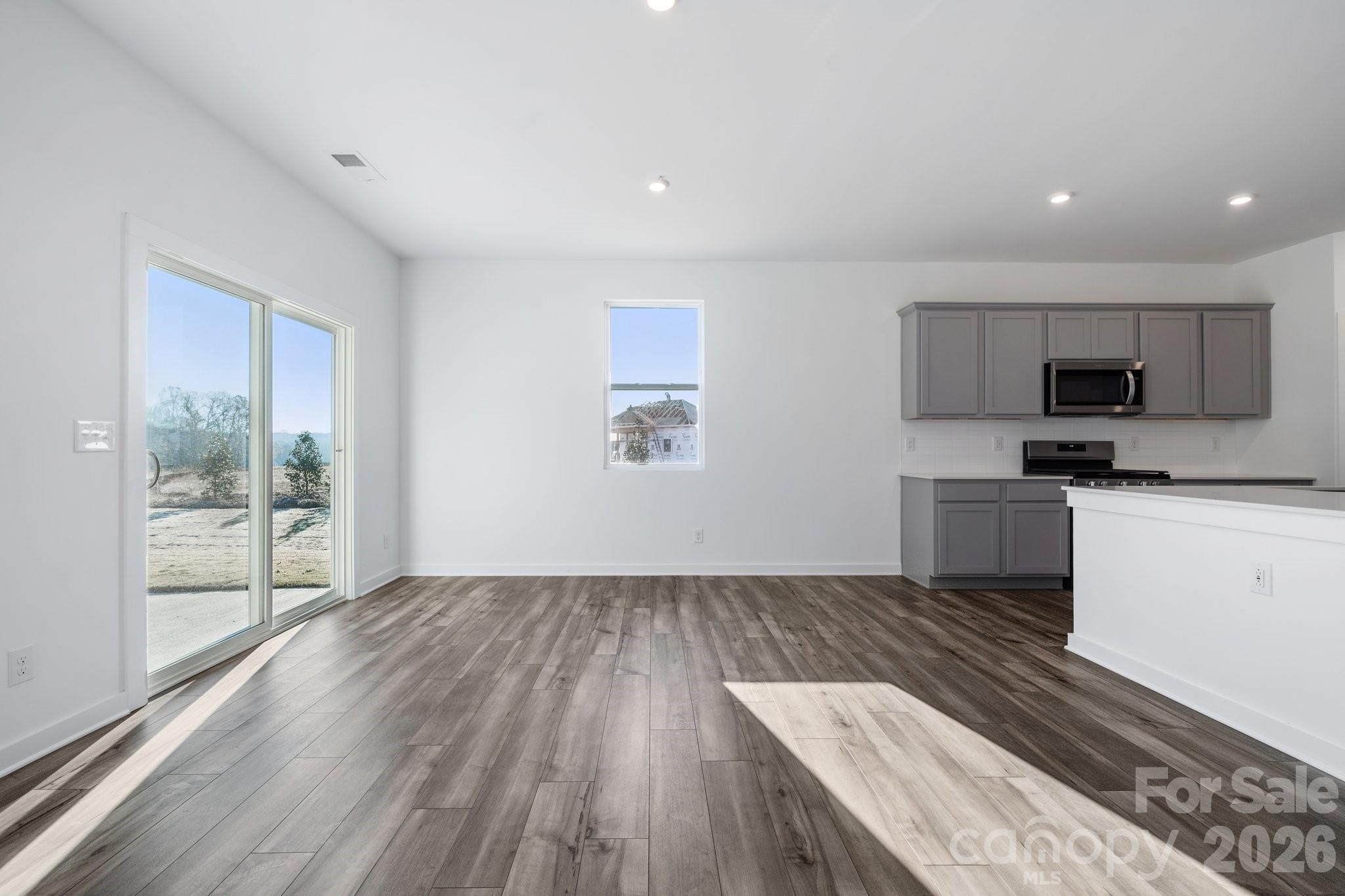 365 Ladue Lane Property Photo 16