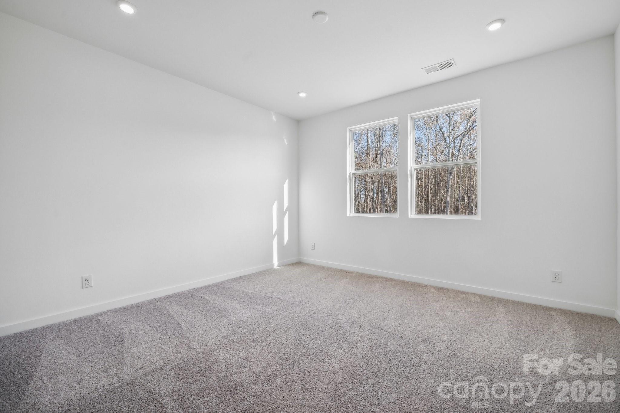 365 Ladue Lane Property Photo 20